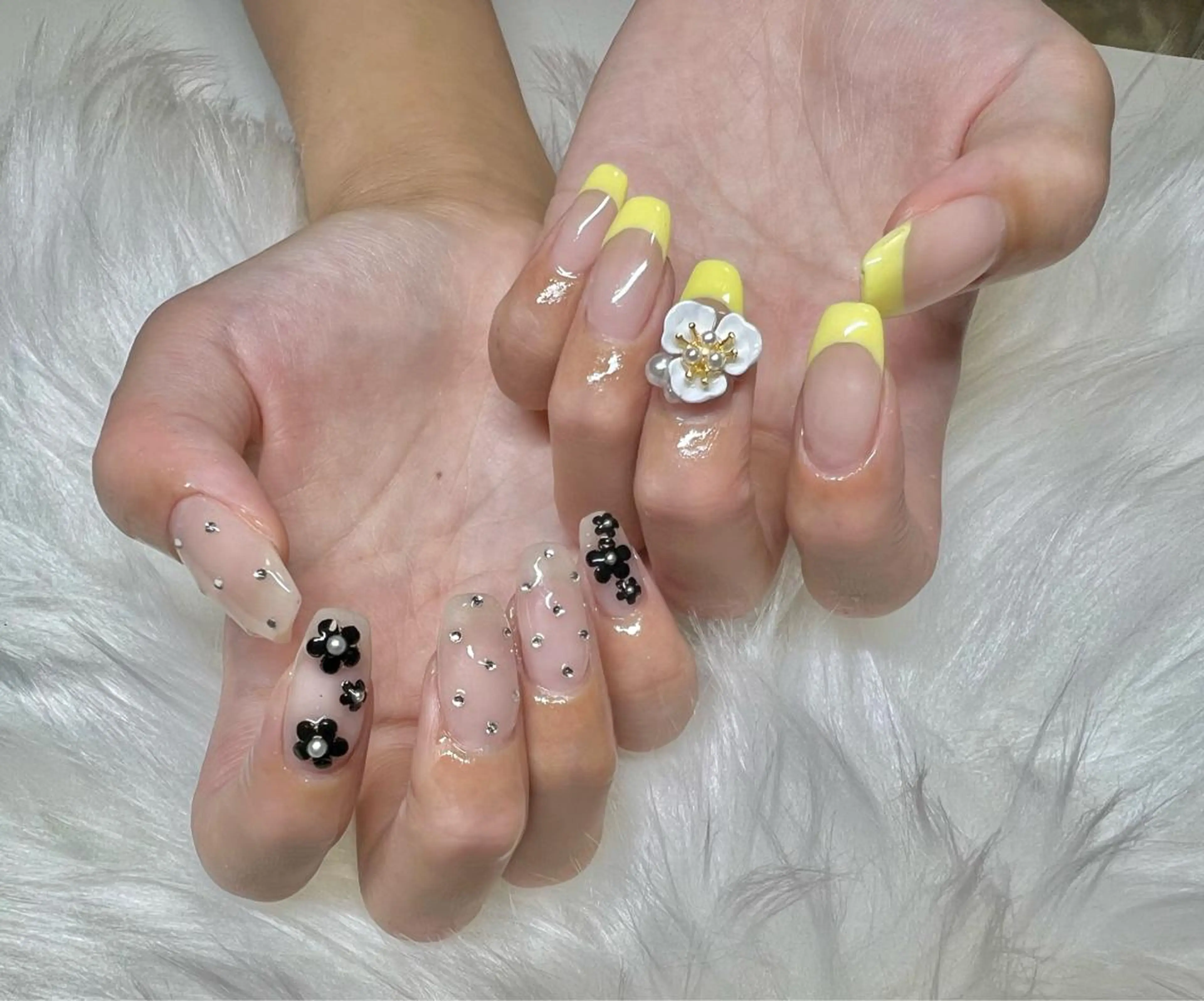 ネイル フレンチネイル ハンドネイル CHARME 🤎〔RINA〕のネイルデザイン