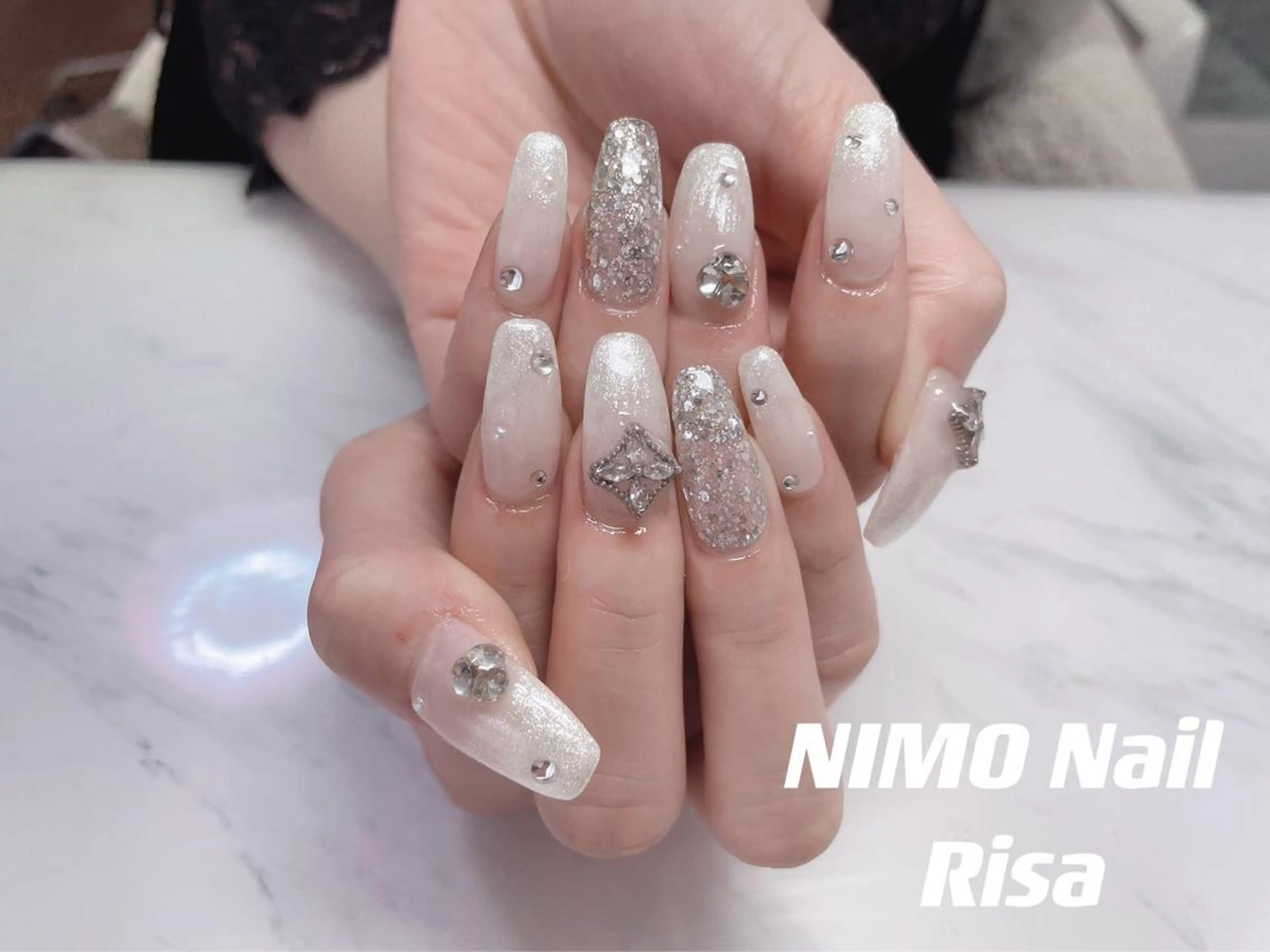 ネイル ハンドネイル RI SA☀️ リサのネイルデザイン