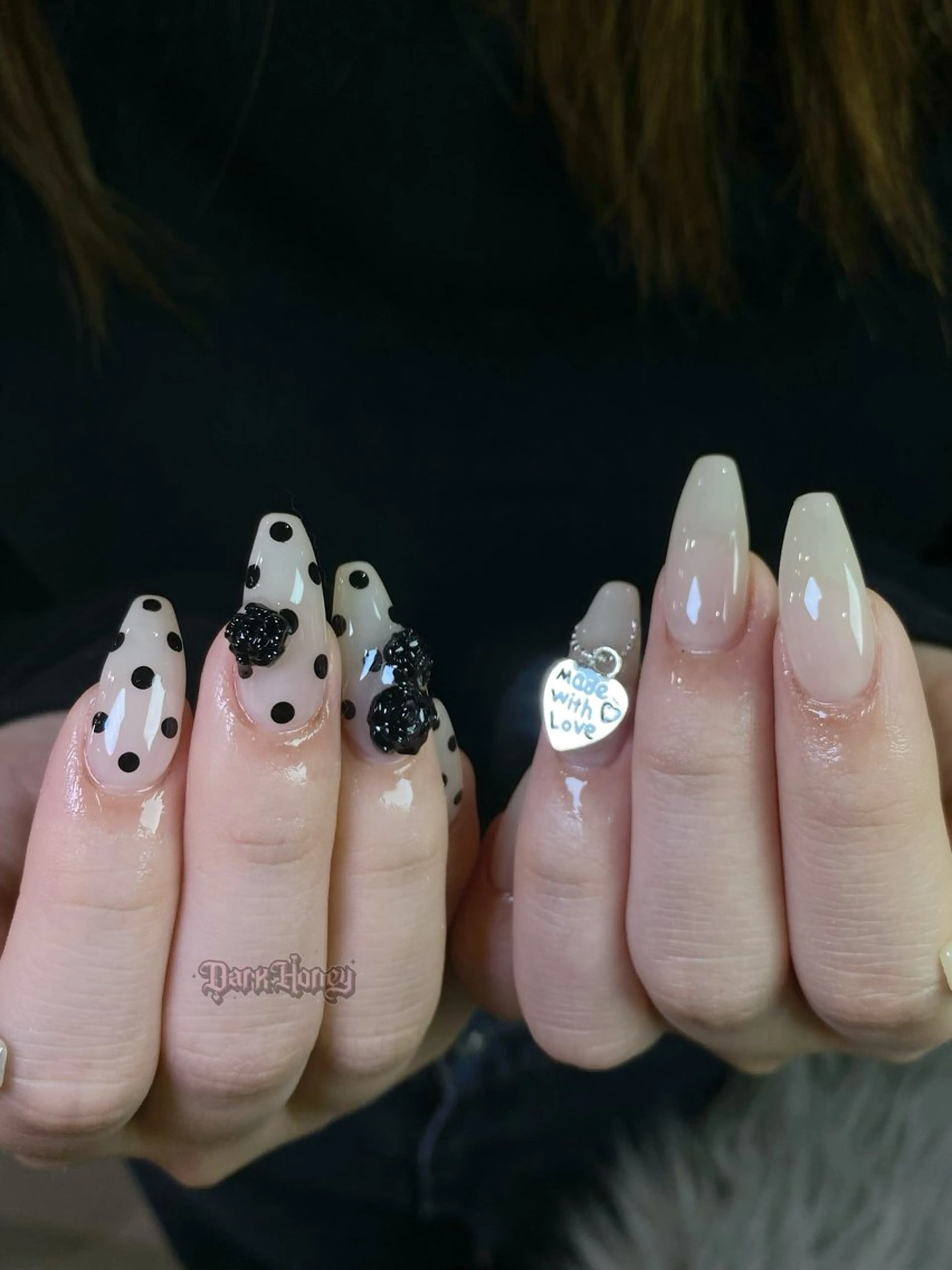 ネイル ハンドネイル Dark honey スカルプ専門原宿店のネイルデザイン