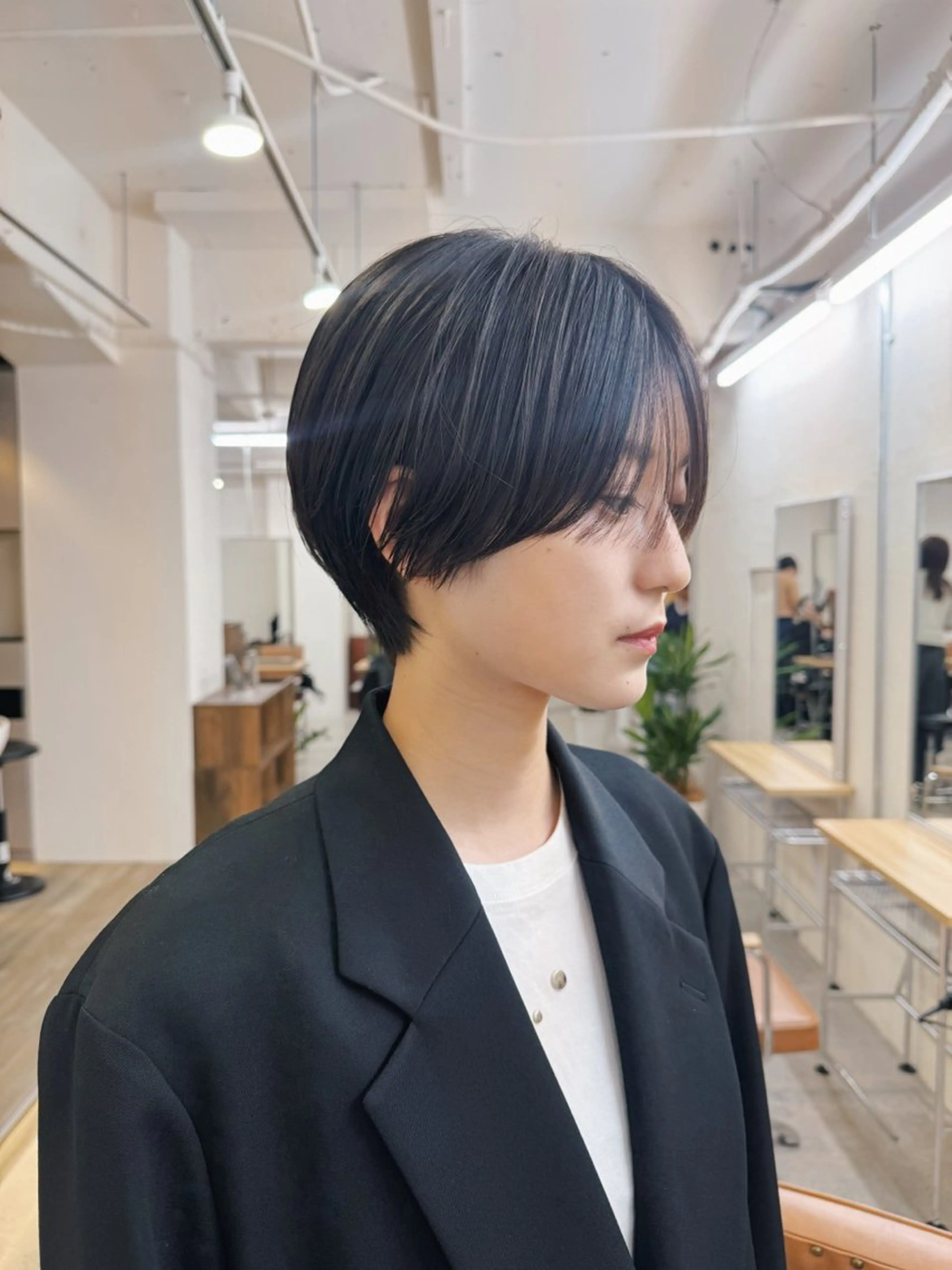 ショート カット ROAMER スタイリストのヘアスタイル