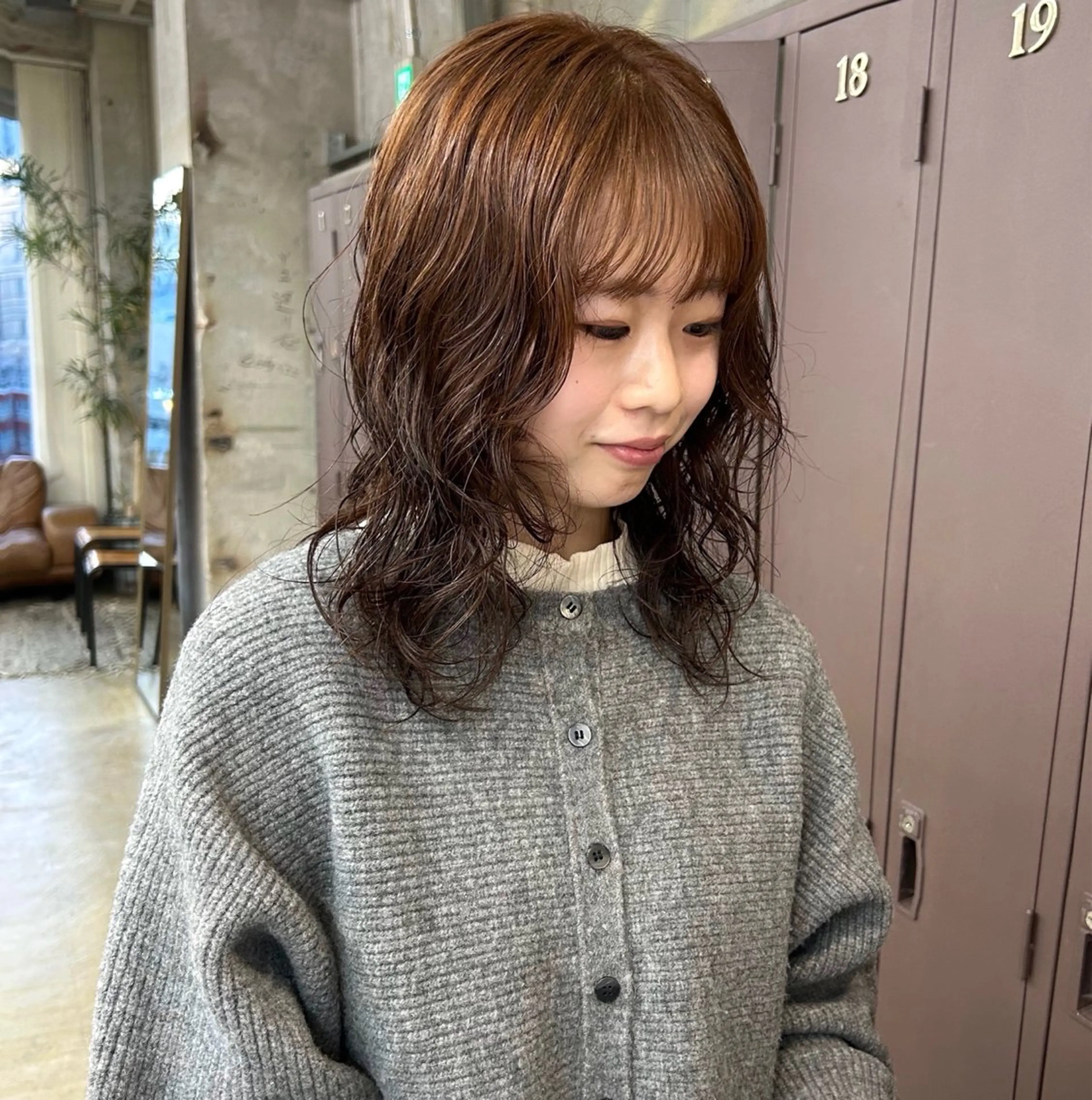 セミロング カラー パーマ セミロングパーマ カット ヘアカラー パーマ 伊藤ほのか/パーマ /酸性ストレートのヘアスタイル
