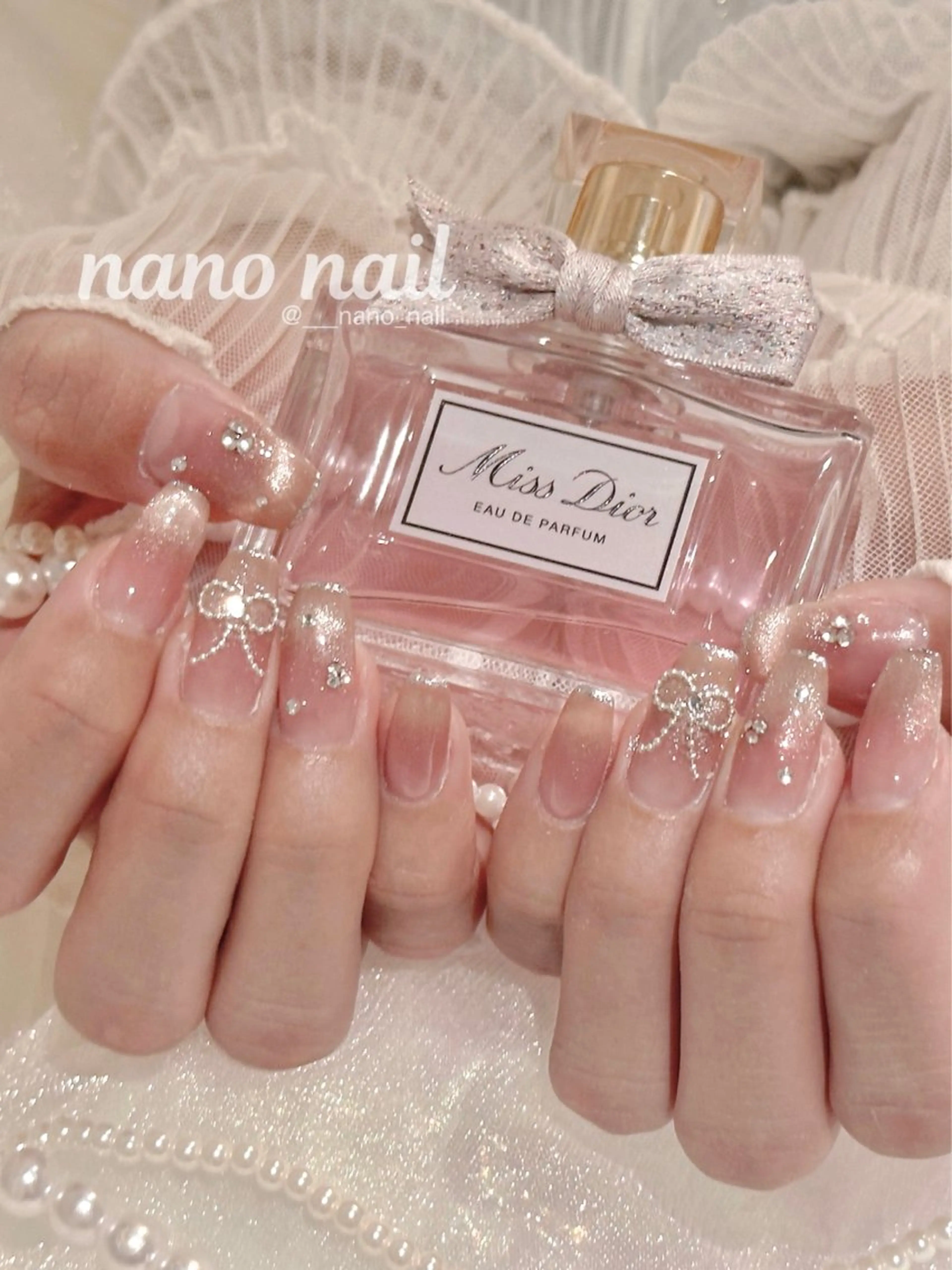 ネイル チークネイル ガーリー 氷ネイル・うるうるネイル マグネットネイル nano nail☁ 久屋大通💫のネイルデザイン