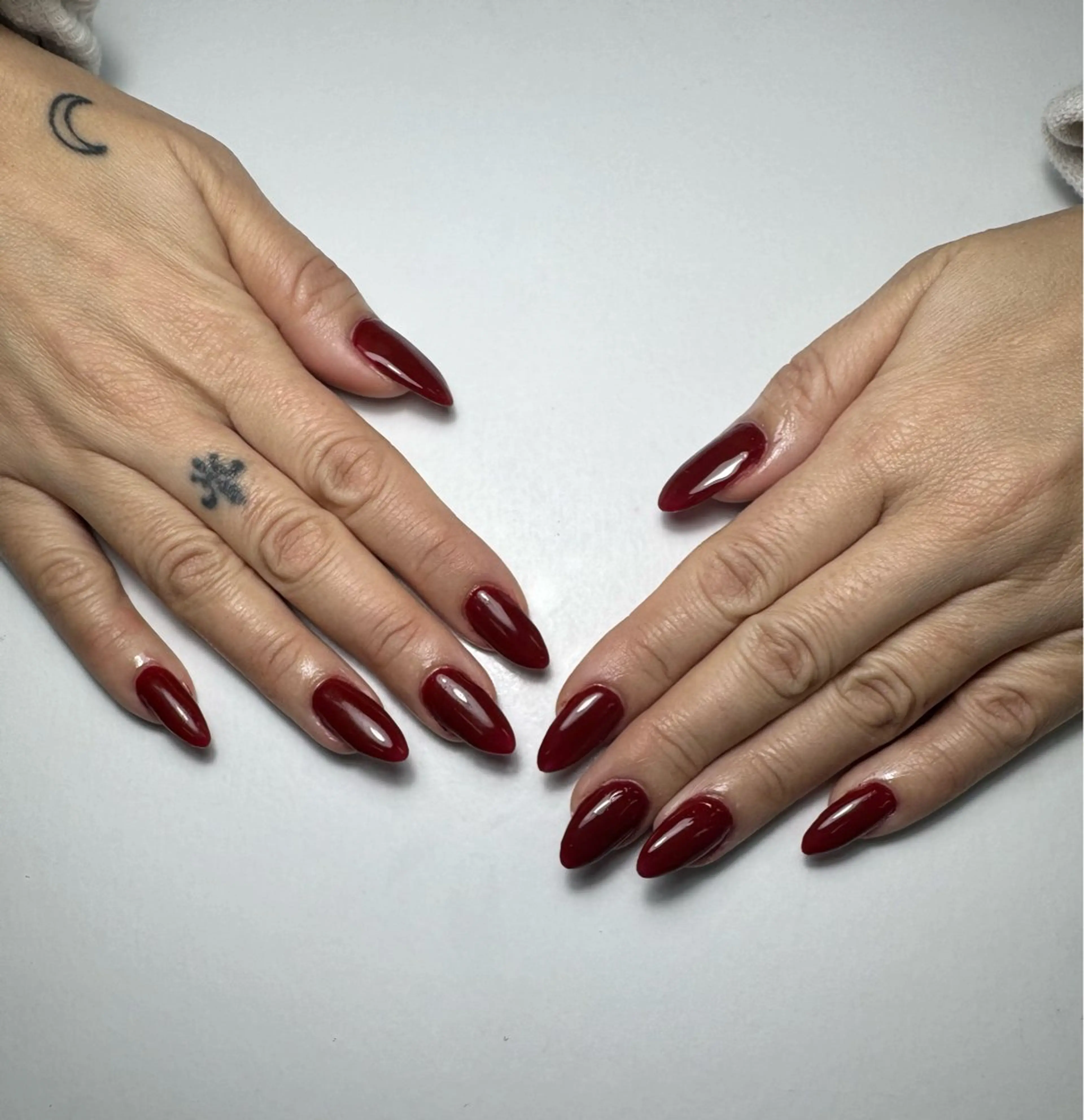 ネイル ハンドネイル ハンドケア な なのネイルデザイン