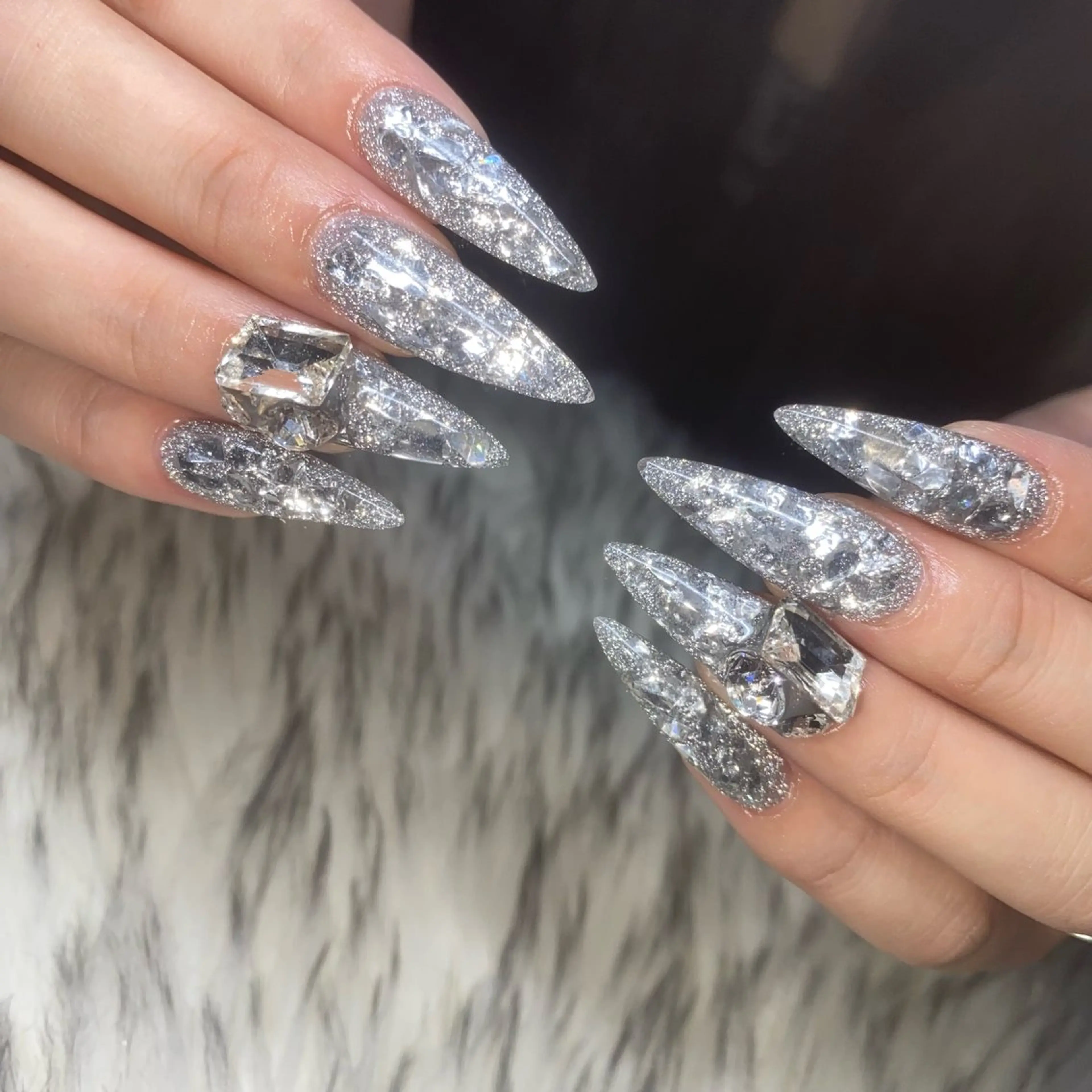 ネイル ハンドネイル la vie Luire ｱｽｶのネイルデザイン