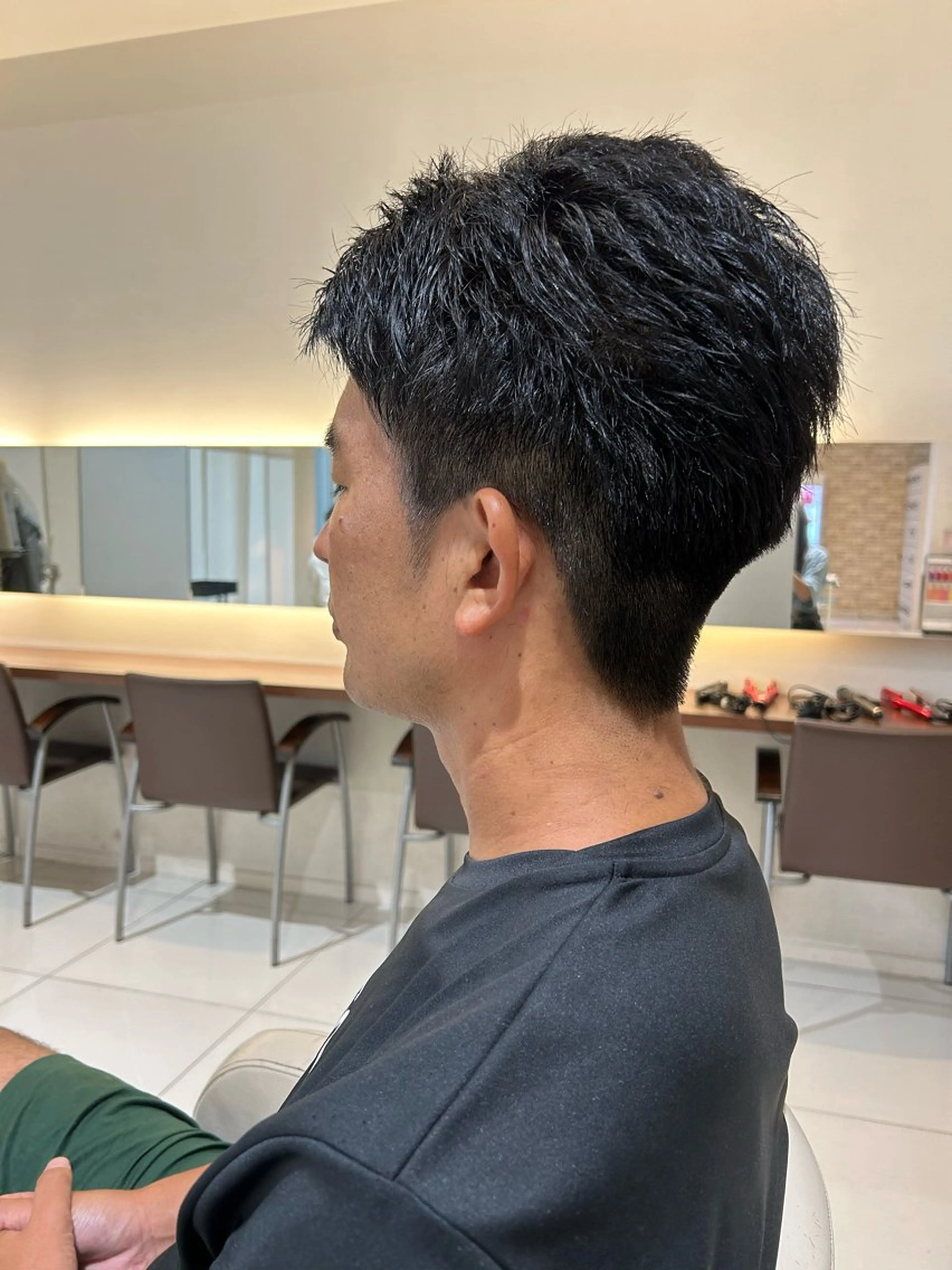 カラー メンズ 窪田 百花のヘアスタイル