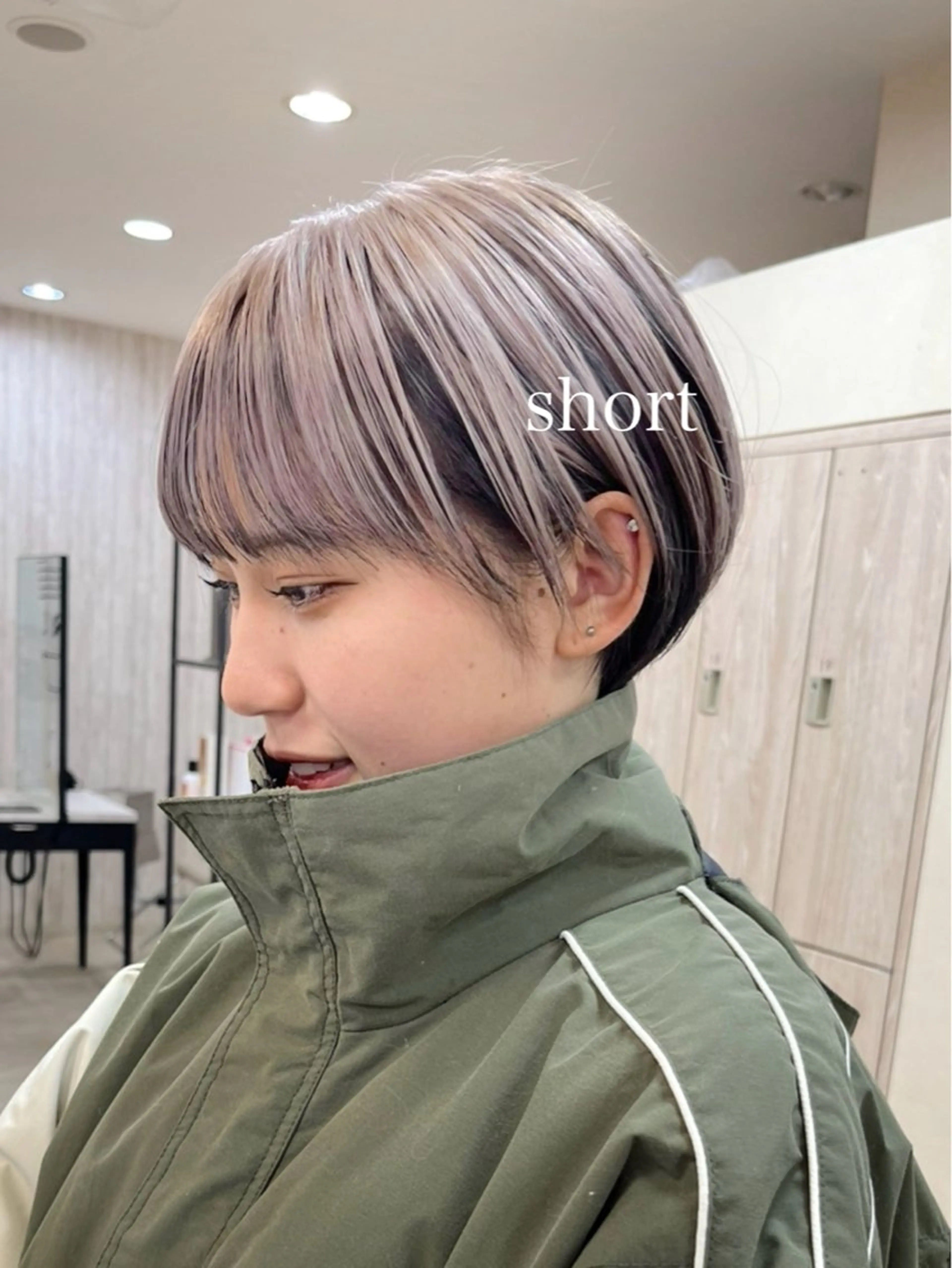 ショート カラー 切りっぱなしボブ ショートボブ ハンサムショート 丸みショート ブリーチ カット ヘアカラー トリートメント 初めてのショート お任せください✂️のヘアスタイル