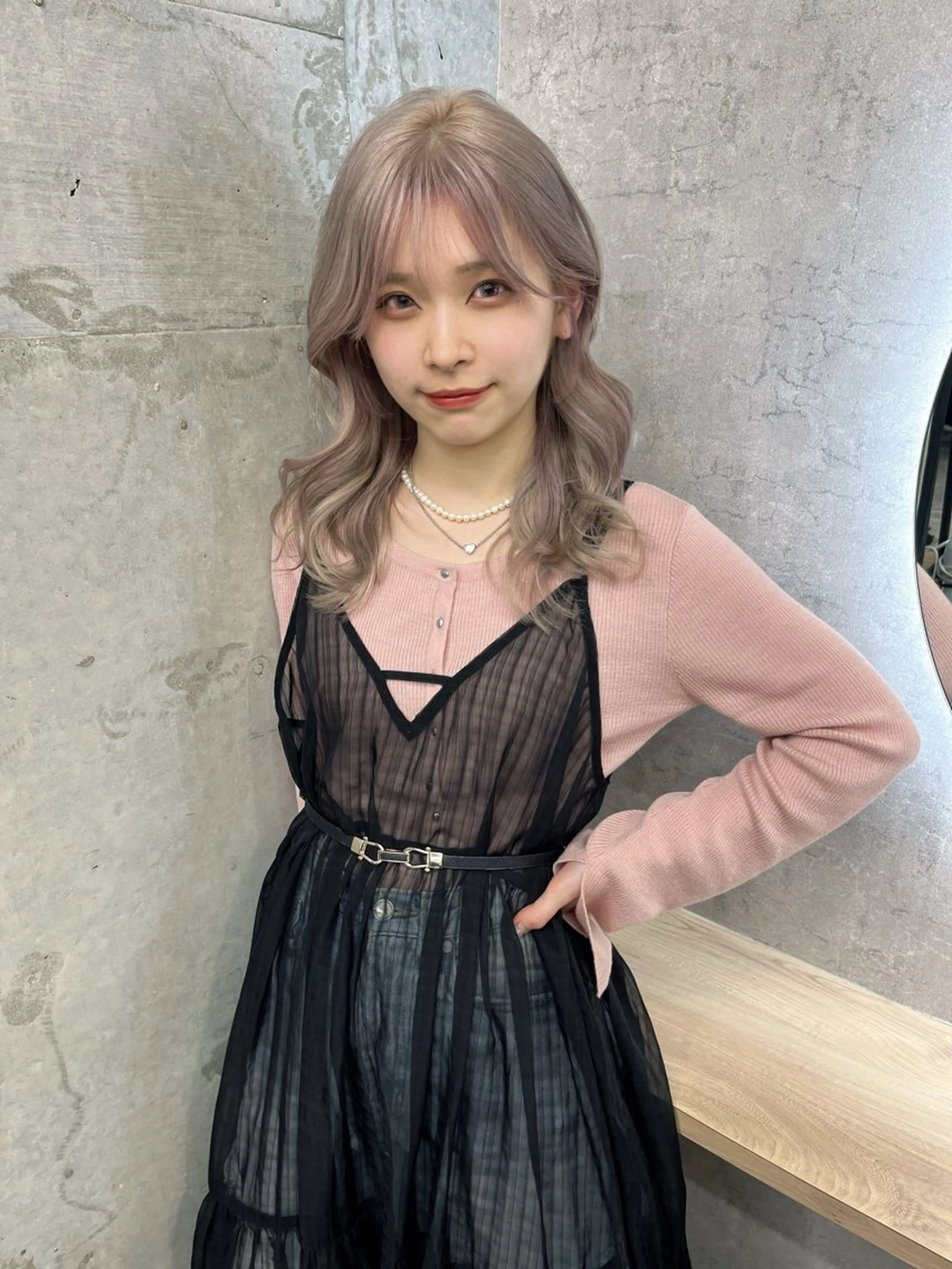 セミロング 顔まわりレイヤー 顔周りカット レイヤーカット ヘアカラー ブリーチ/ベージュ 💕/momoaのヘアスタイル