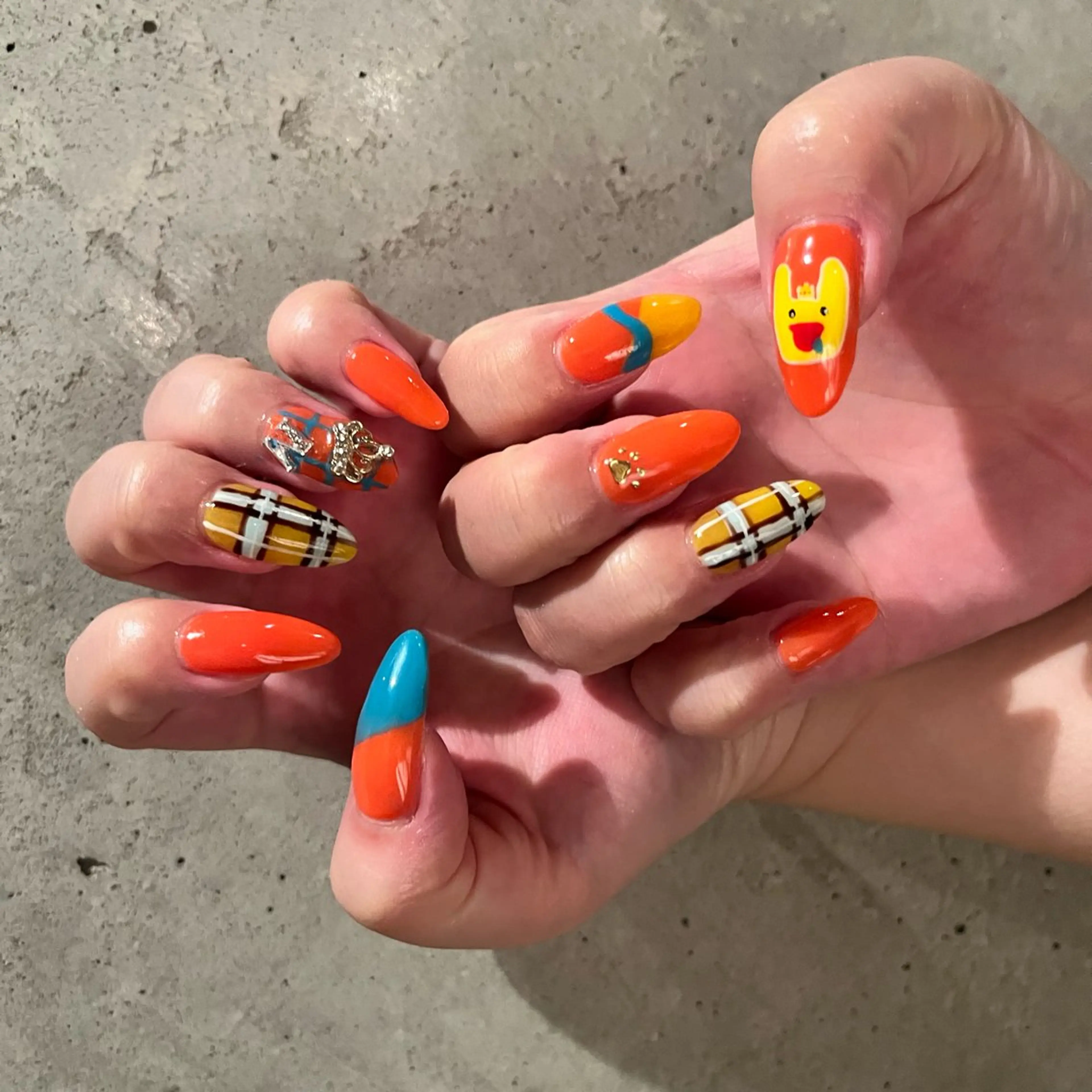 ネイル 持ち込み ハンドネイル DariL Ayaのネイルデザイン