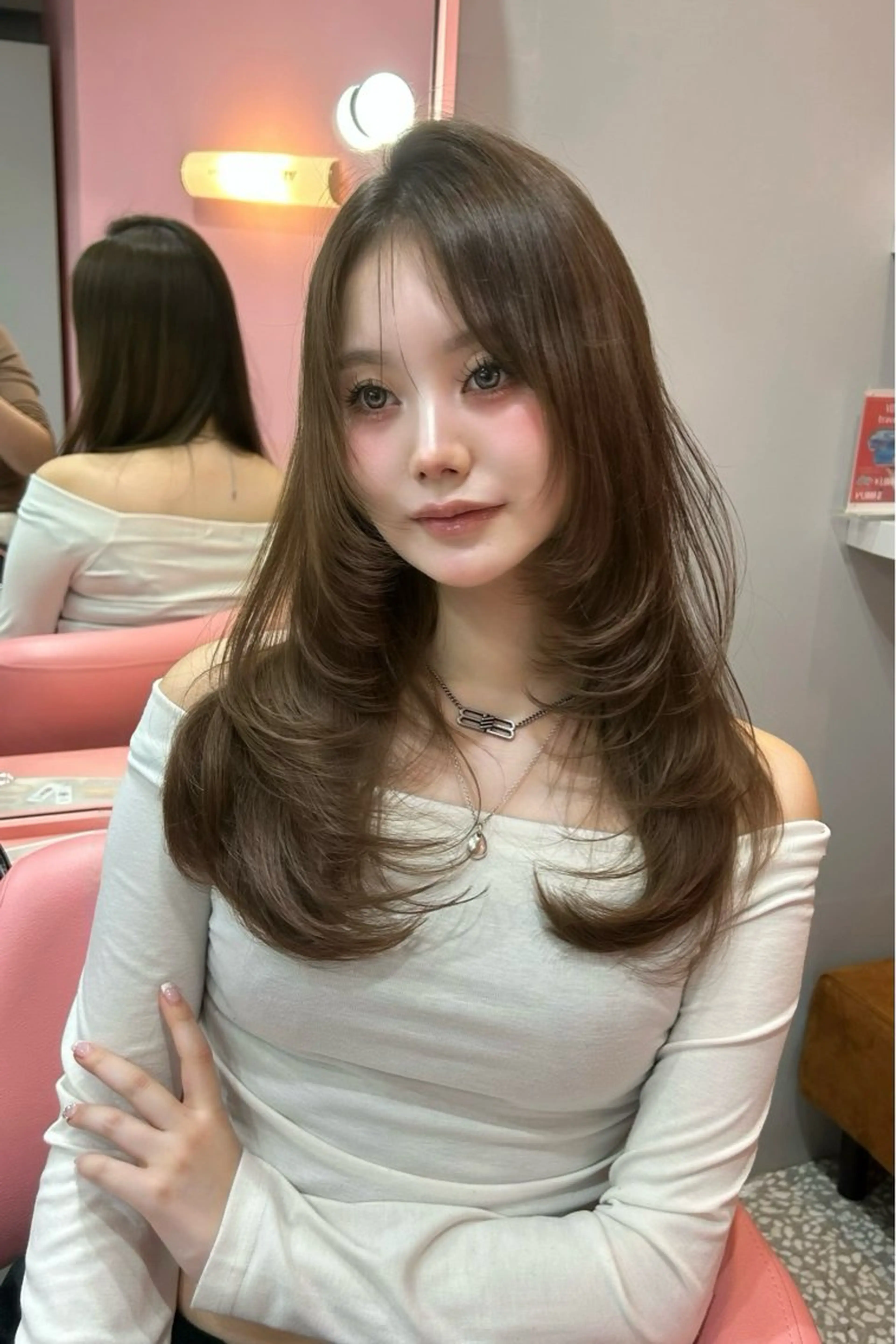 ロング カラー ベージュカラー ブリーチ ダブルカラー ブリーチなしカラー 小顔カット カット ヘアカラー トリートメント 原宿／ワンホンヘア SAAYA🖤のヘアスタイル