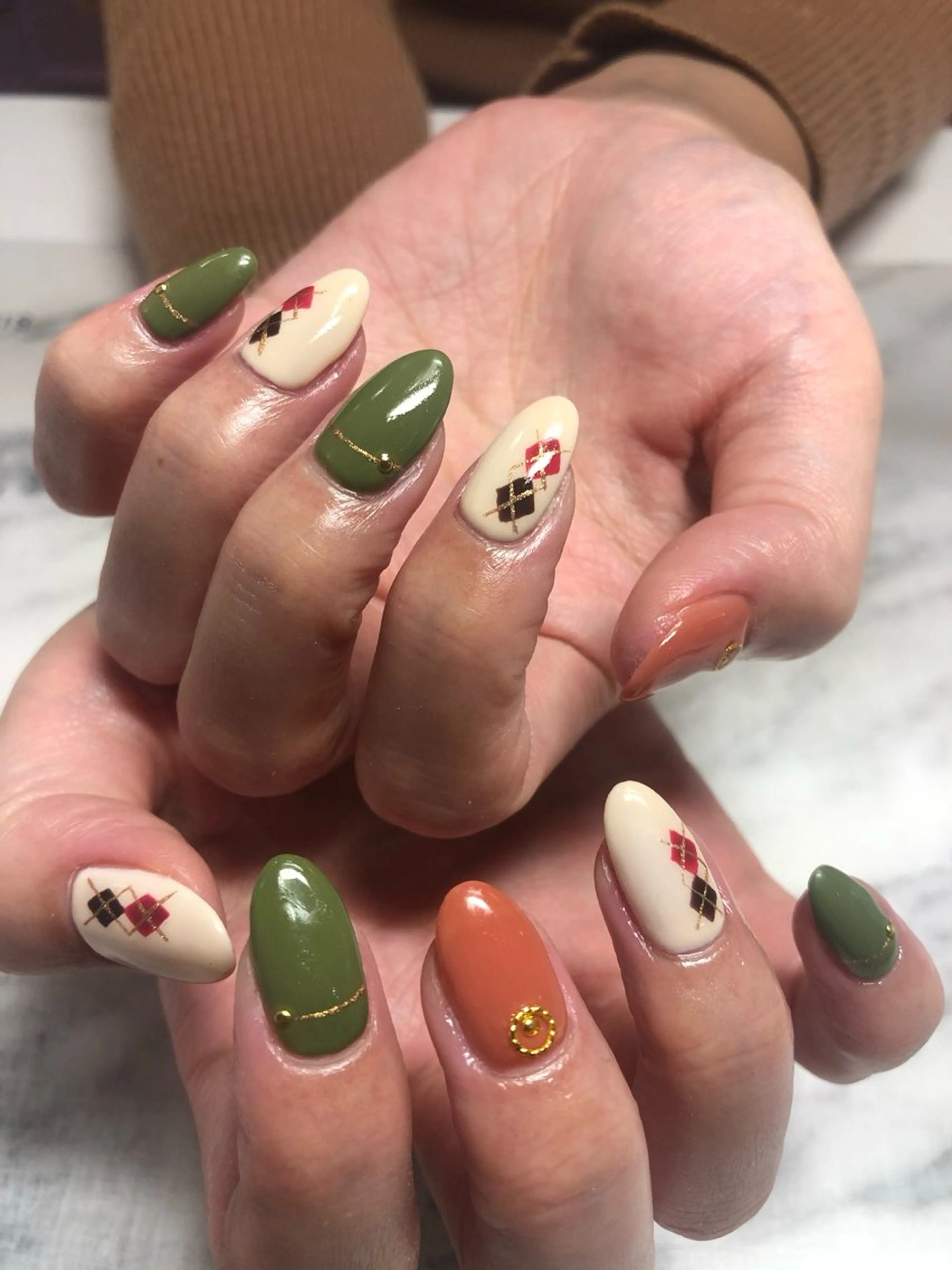 ミディアム B_Mila 水戸   萬城のネイルデザイン