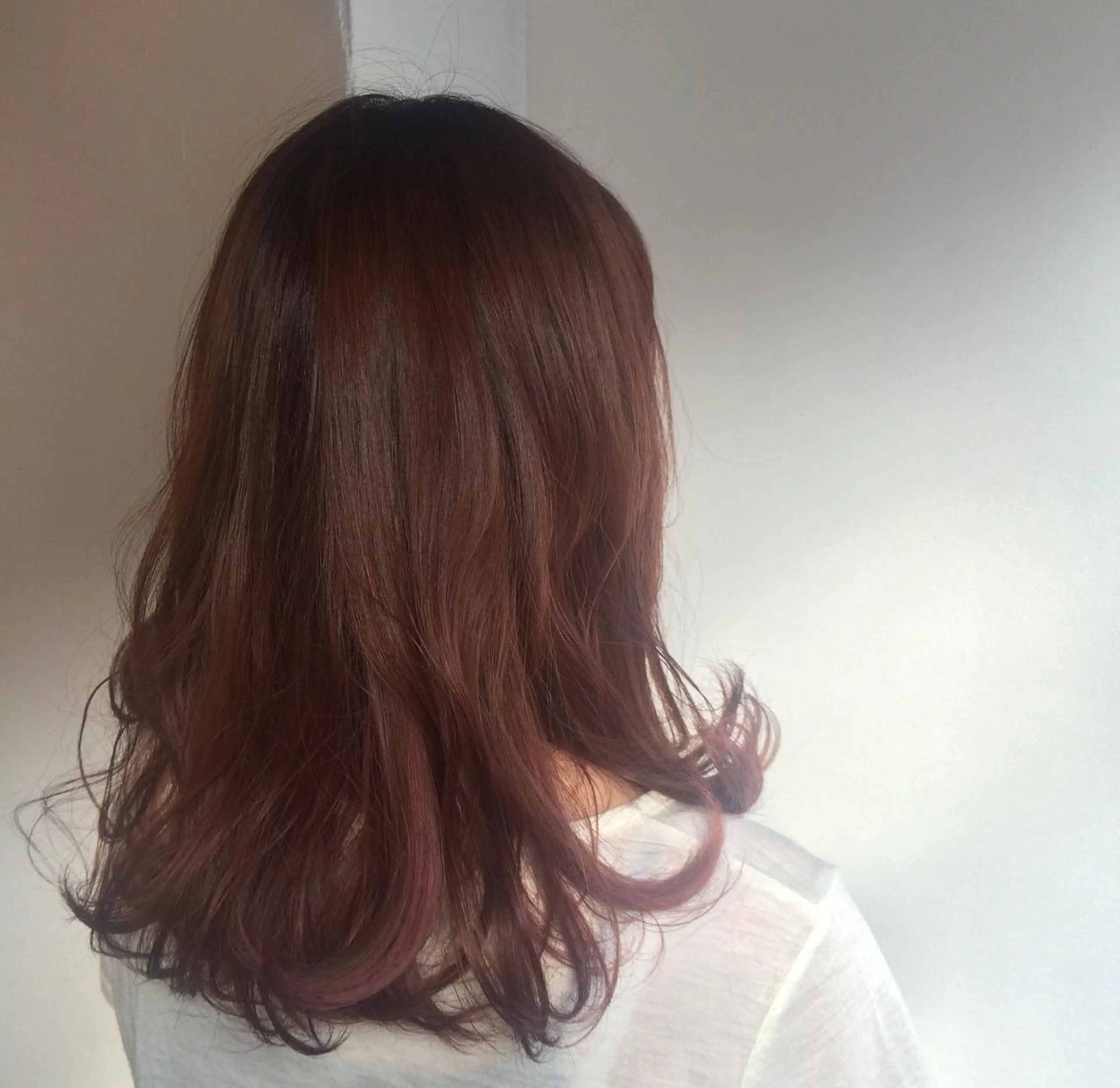 セミロング カラー イルミナカラー Lagom なかだのヘアスタイル