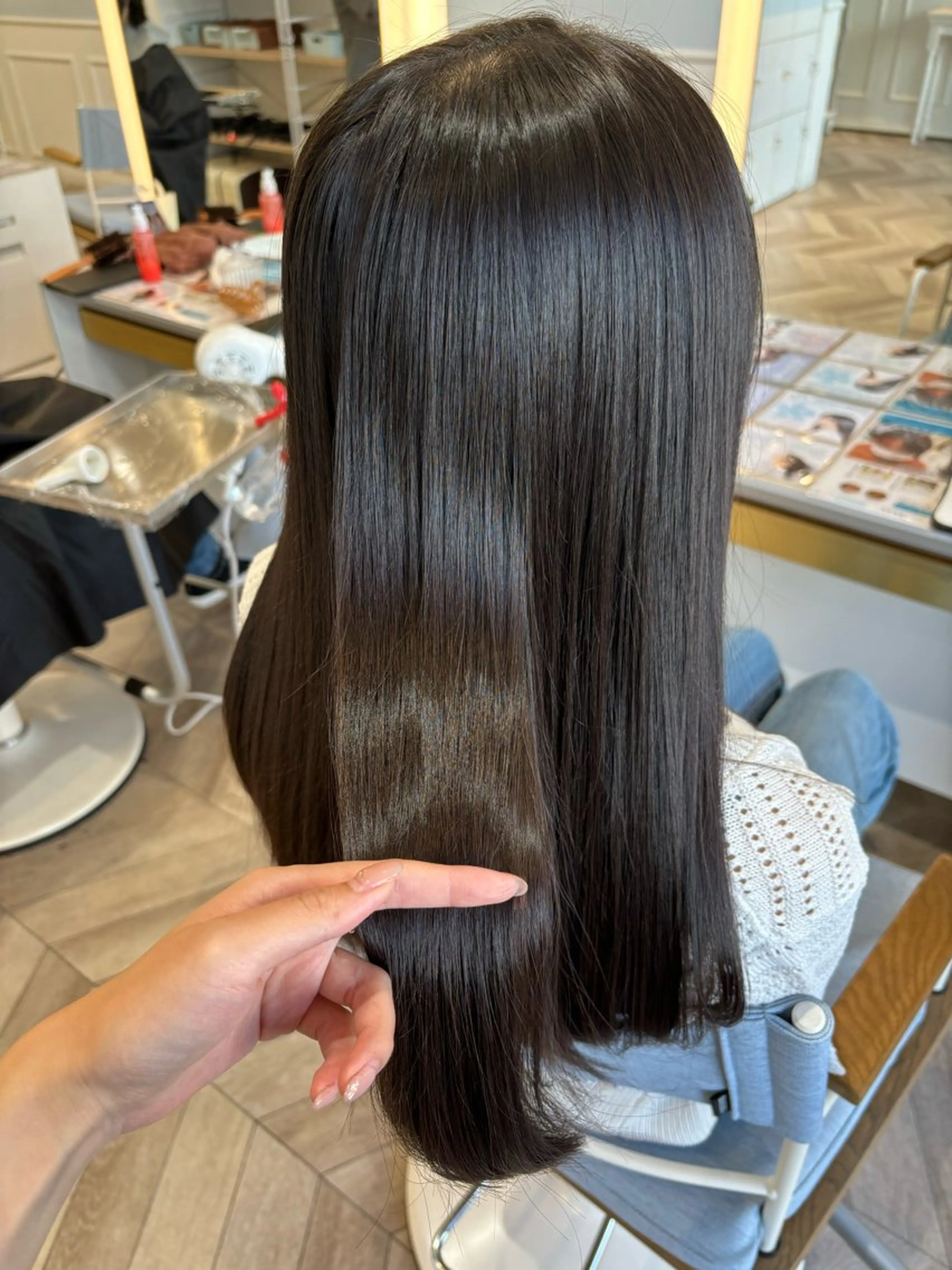 ロング カラー ヘアカラー 💐レイヤー/透明感 カラー💐智口彩香のヘアスタイル