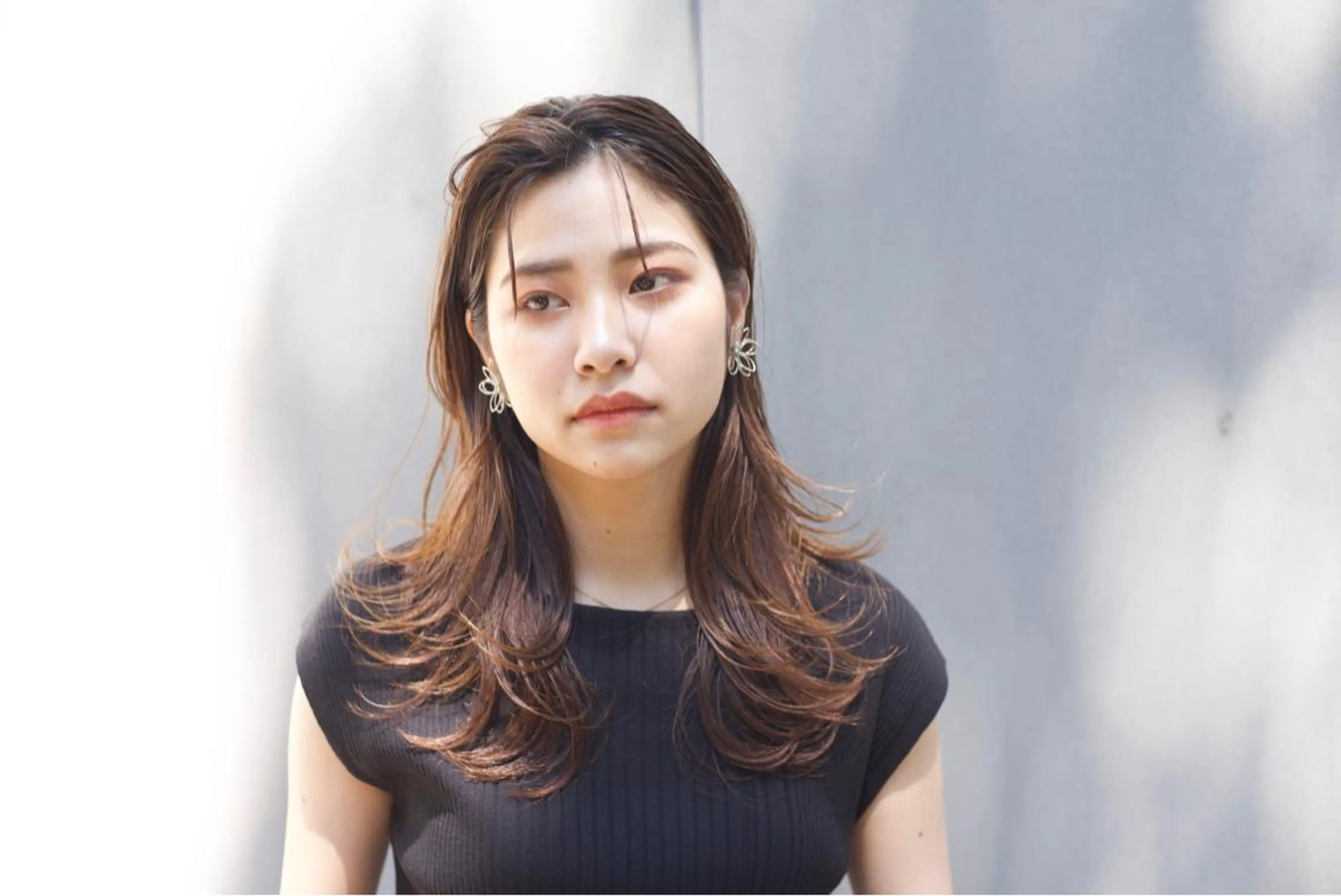 セミロング アッシュ 外国人風カラー ハイライト 髪質改善 韓国風ヘア Lino by hoNuaのヘアスタイル