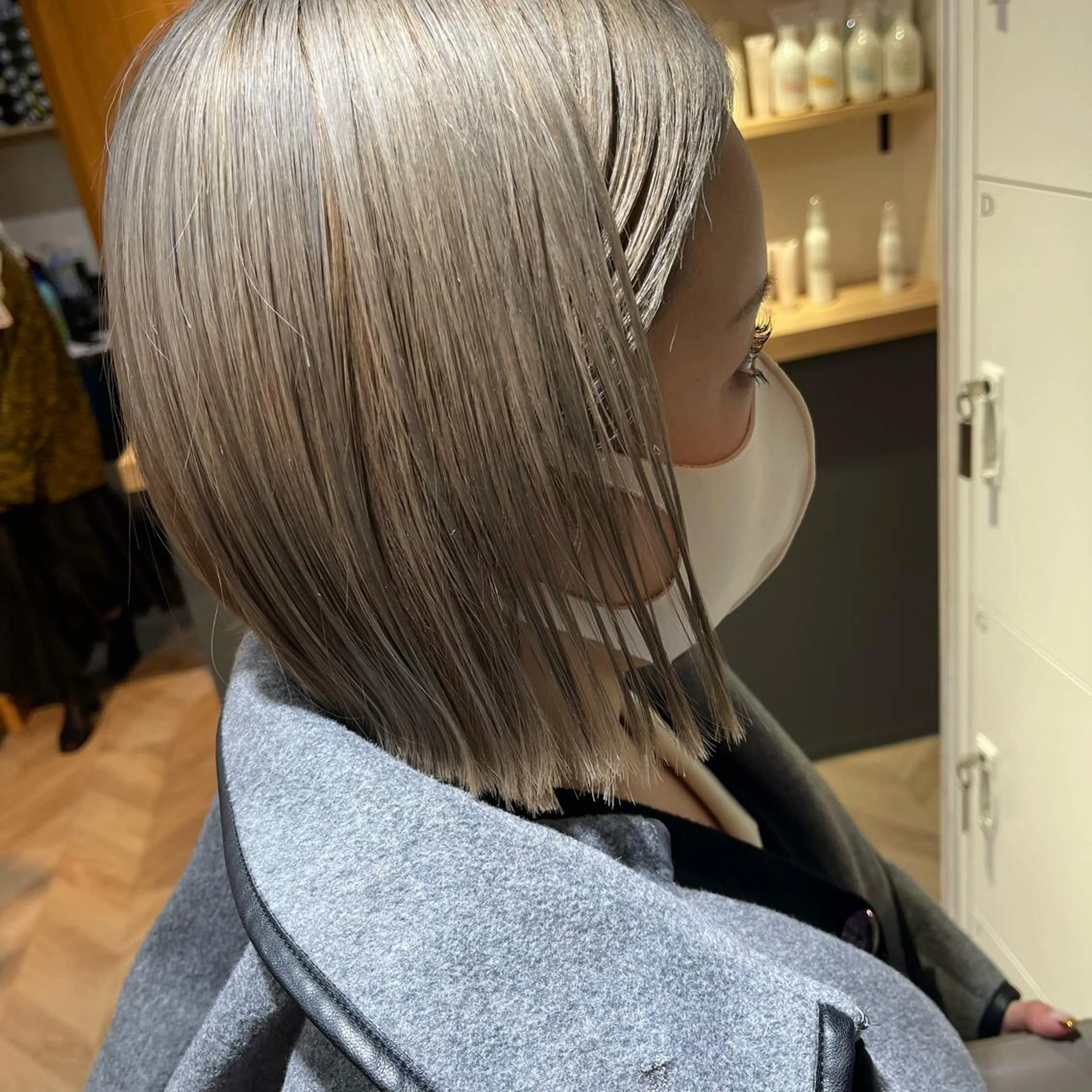 ショート カラー UMEDA FIGAROのヘアスタイル