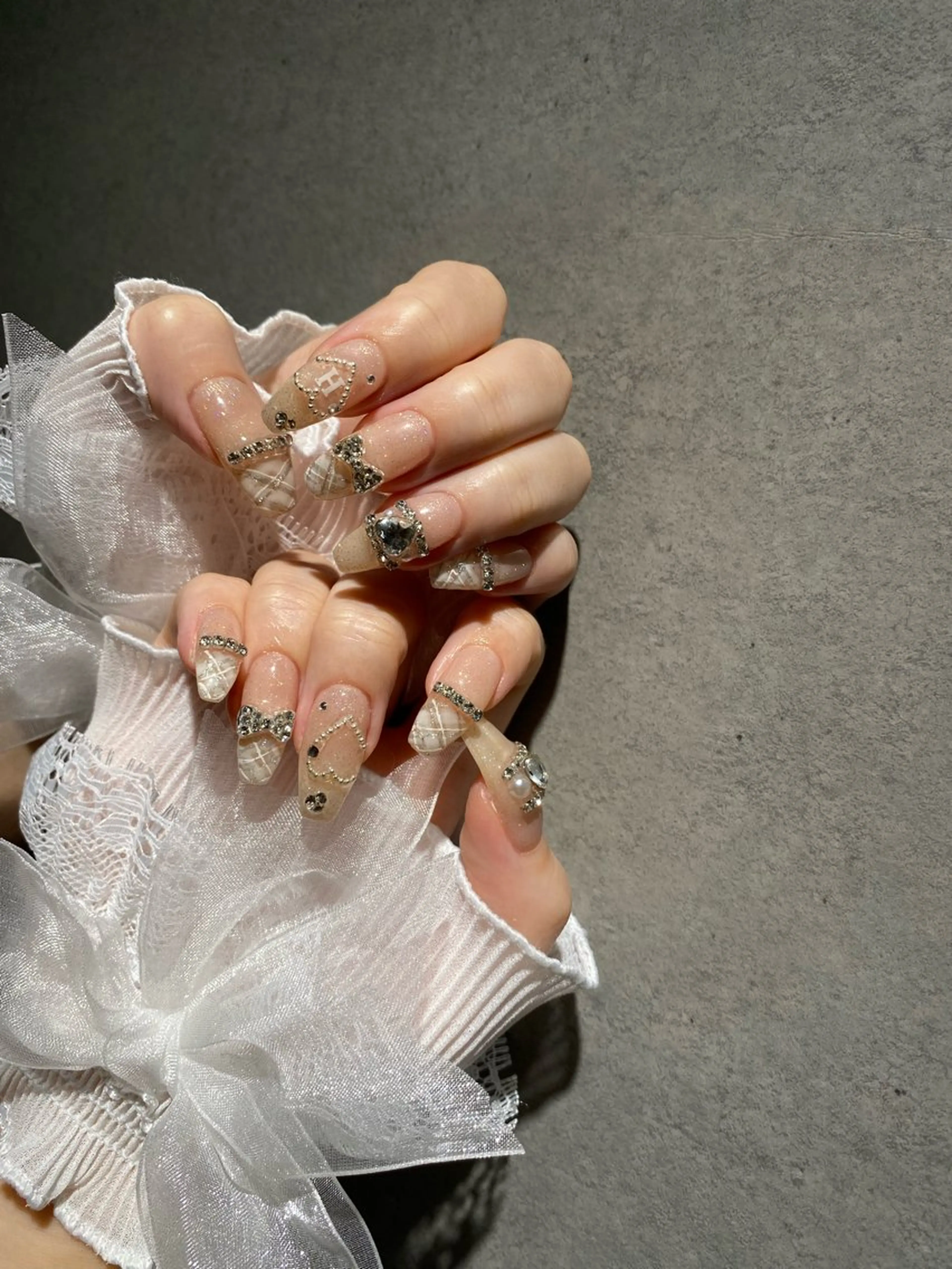 ネイル I-nailロング /ワンホン/キラキラのネイルデザイン