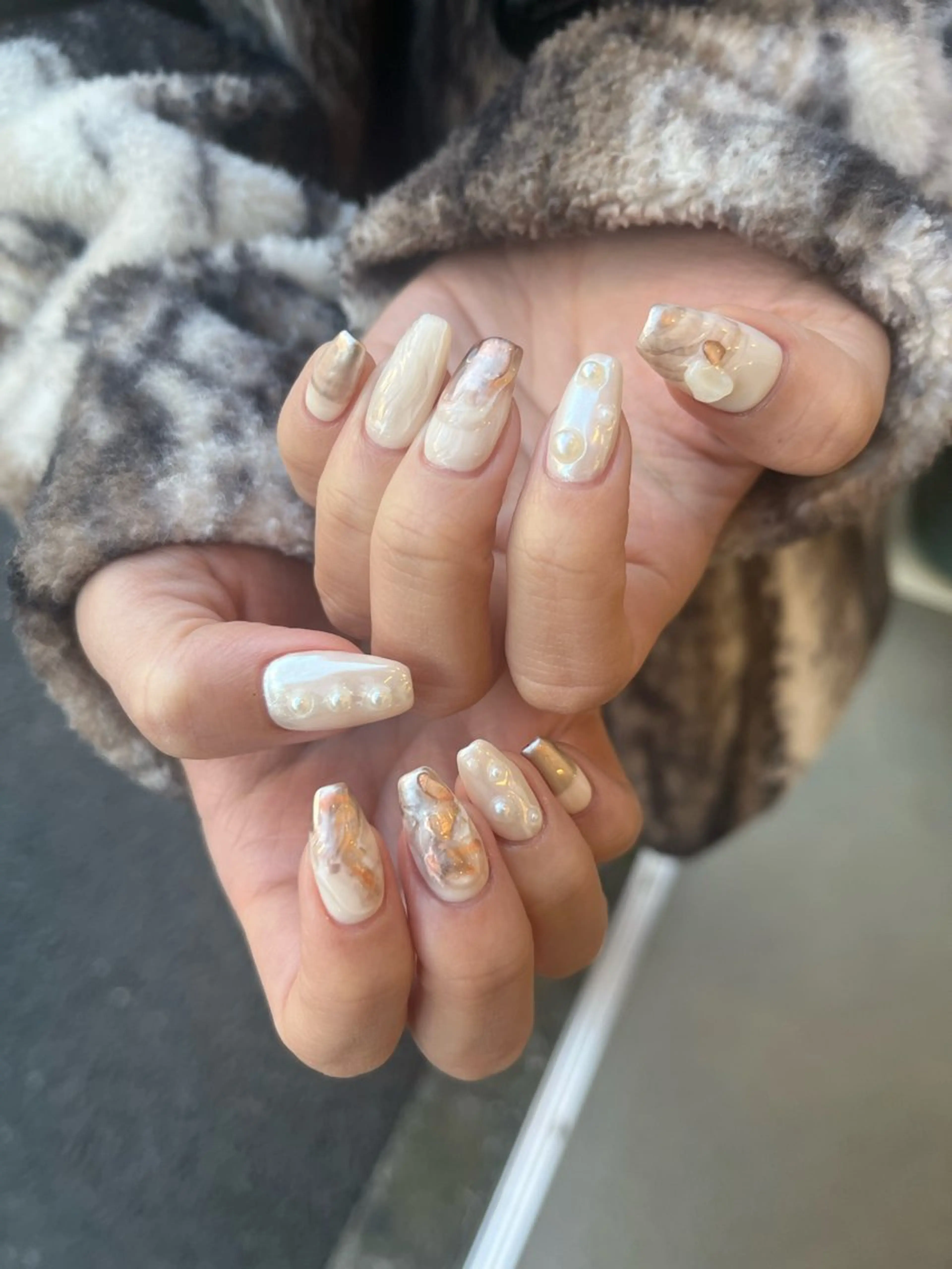 ネイル 成人式 持ち込み ニュアンスネイル ハンドネイル AT.1011 (ハルカ)のネイルデザイン