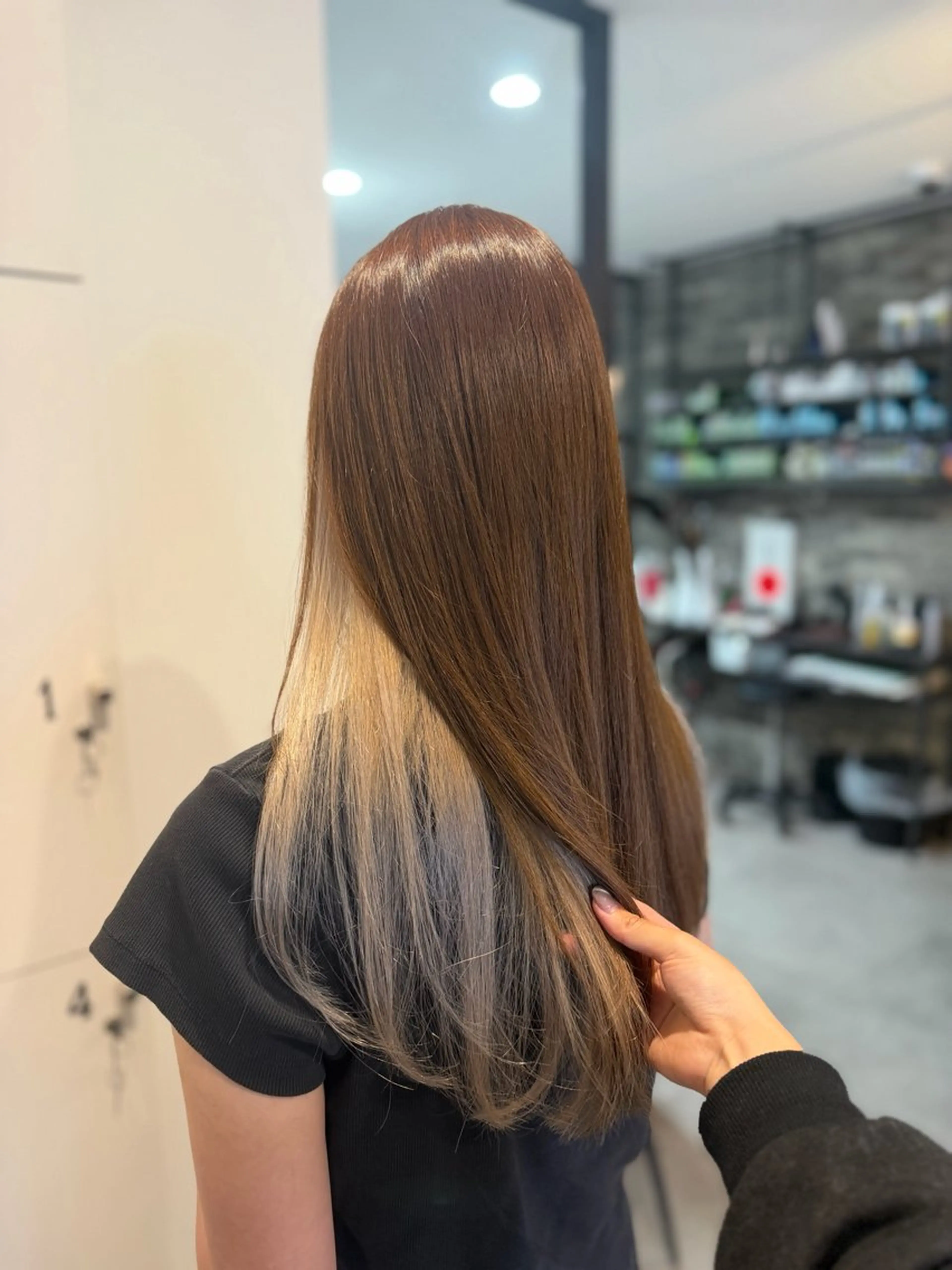 ロング カラー ベージュカラー ブラウンカラー ホワイトベージュ ヘアカラー Dia ‎ アキヨシ ミユのヘアスタイル