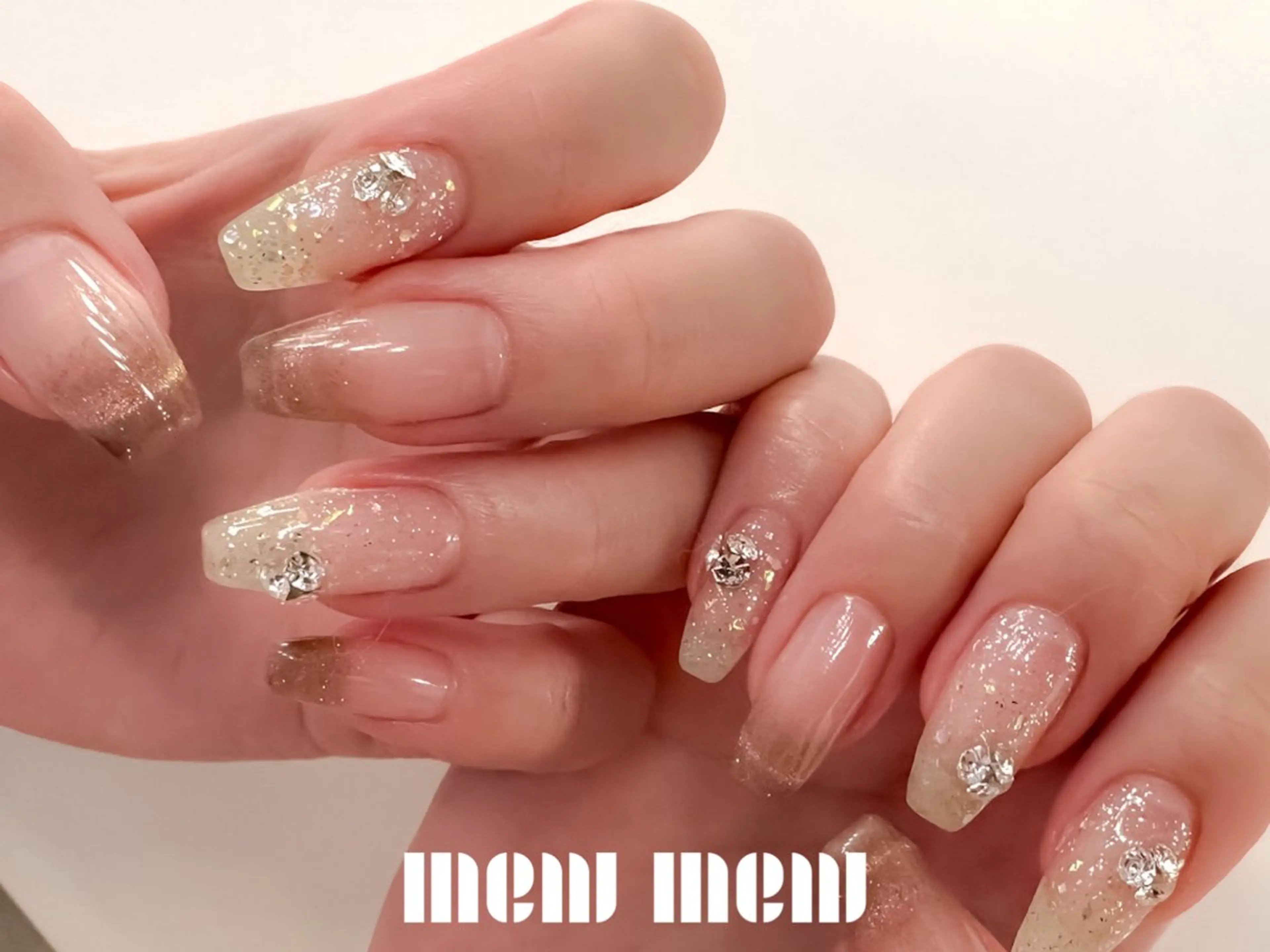 ネイル mew mew NAIL & EYEのマツエク・マツパデザイン