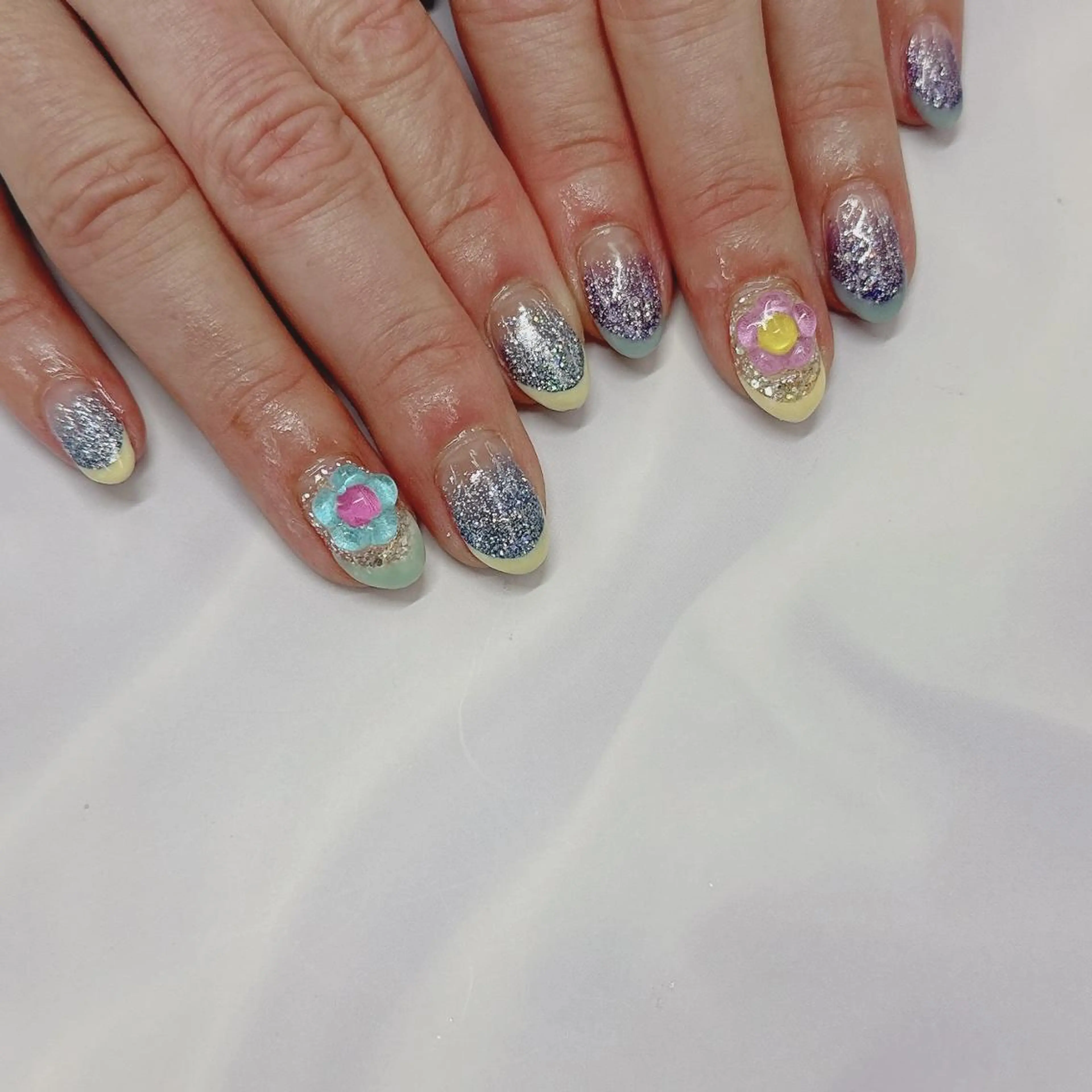 ネイル Nail salon Honey Beeのネイルデザイン