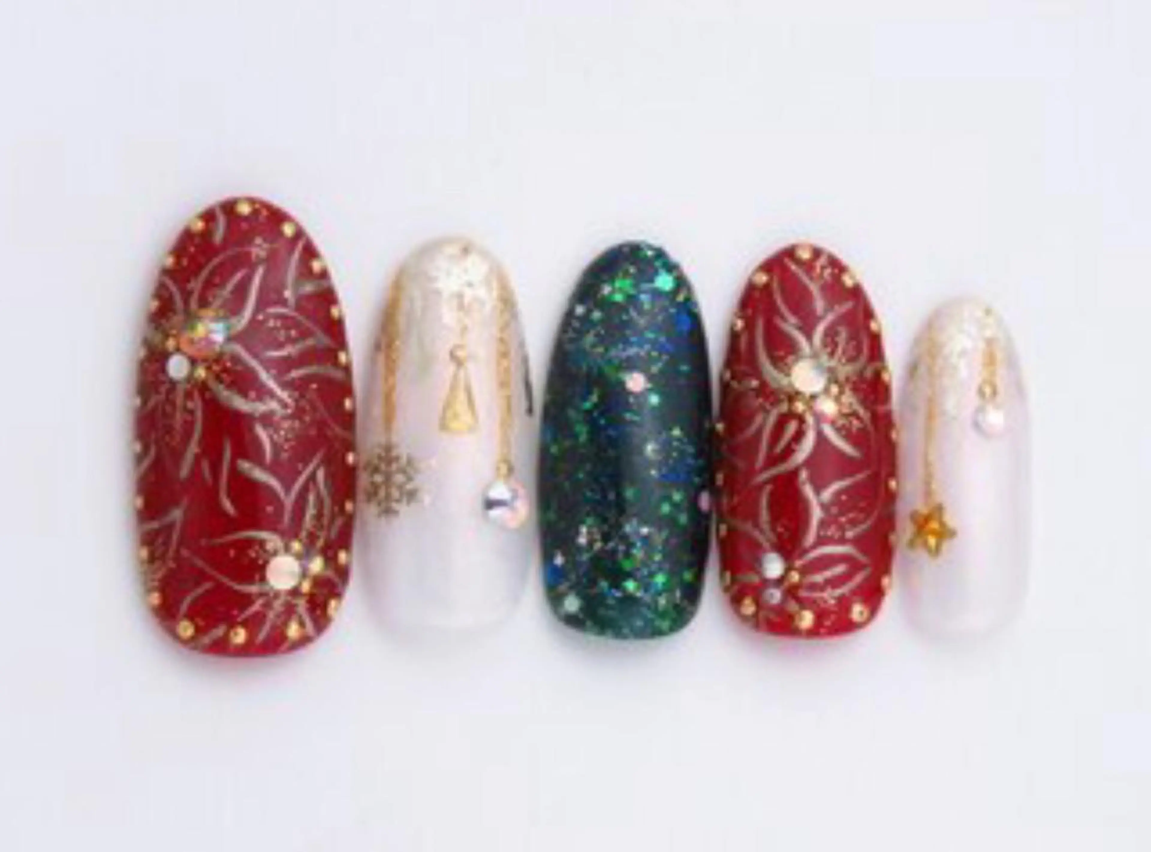 ネイル ハンドネイル ゲン レイカのネイルデザイン