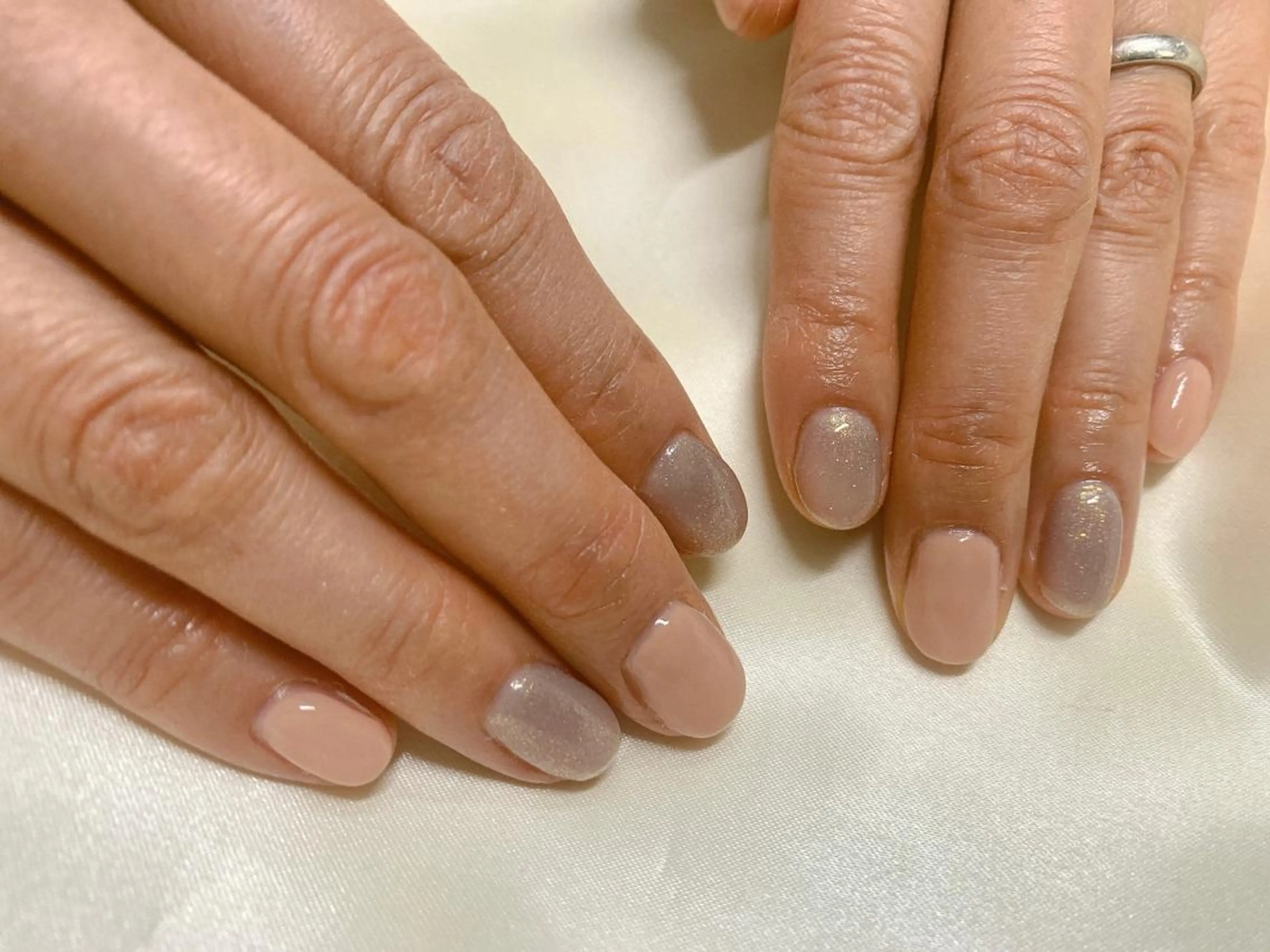 ネイル ラメ(グリッター) ハンドネイル mogunail &blowのネイルデザイン