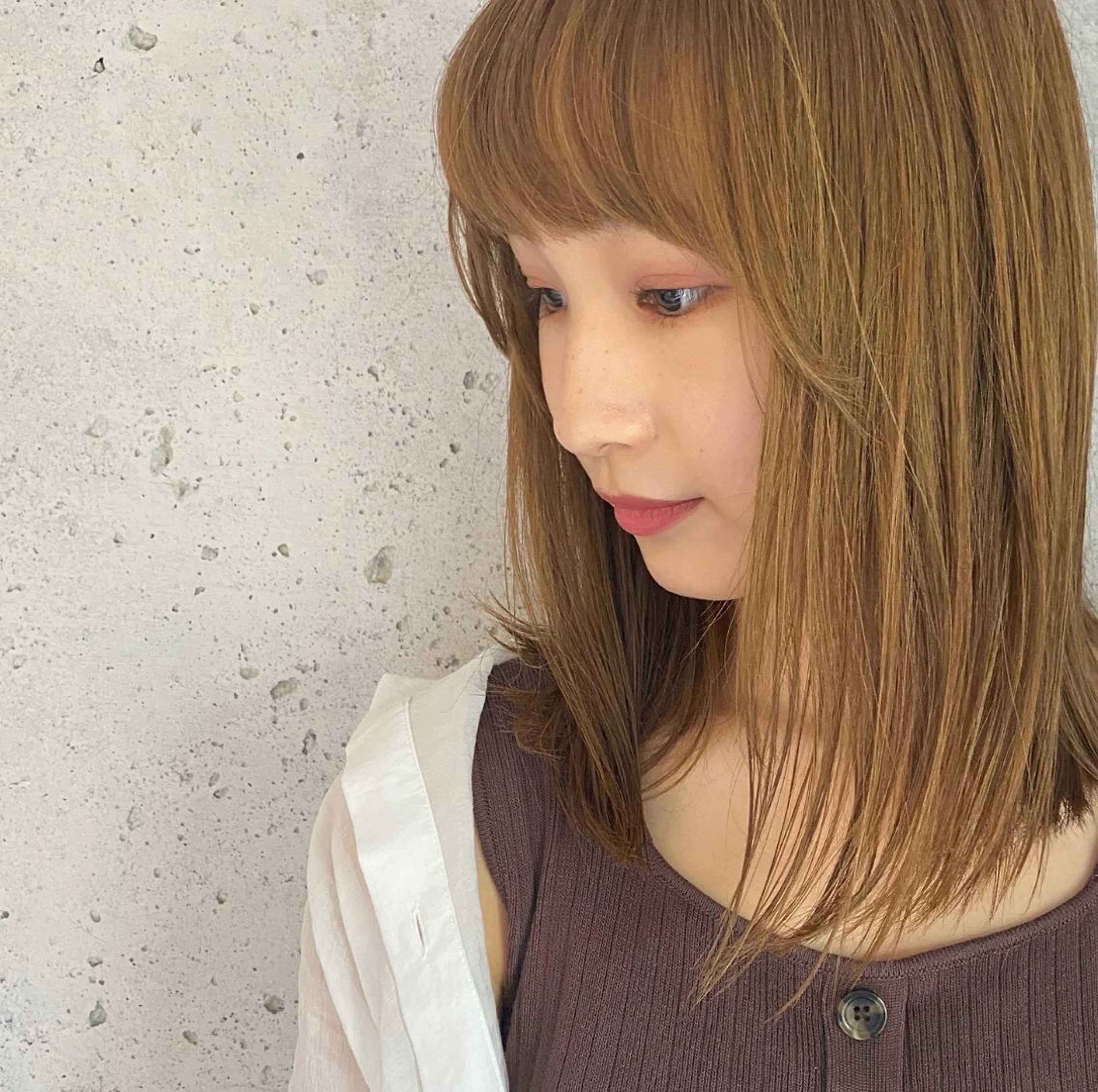 セミロング カラー ブリーチ ハイライトカラー ブリーチなしカラー ハイライト ヘアカラー kohana 🎀韓国ヘア🎀🤍のヘアスタイル