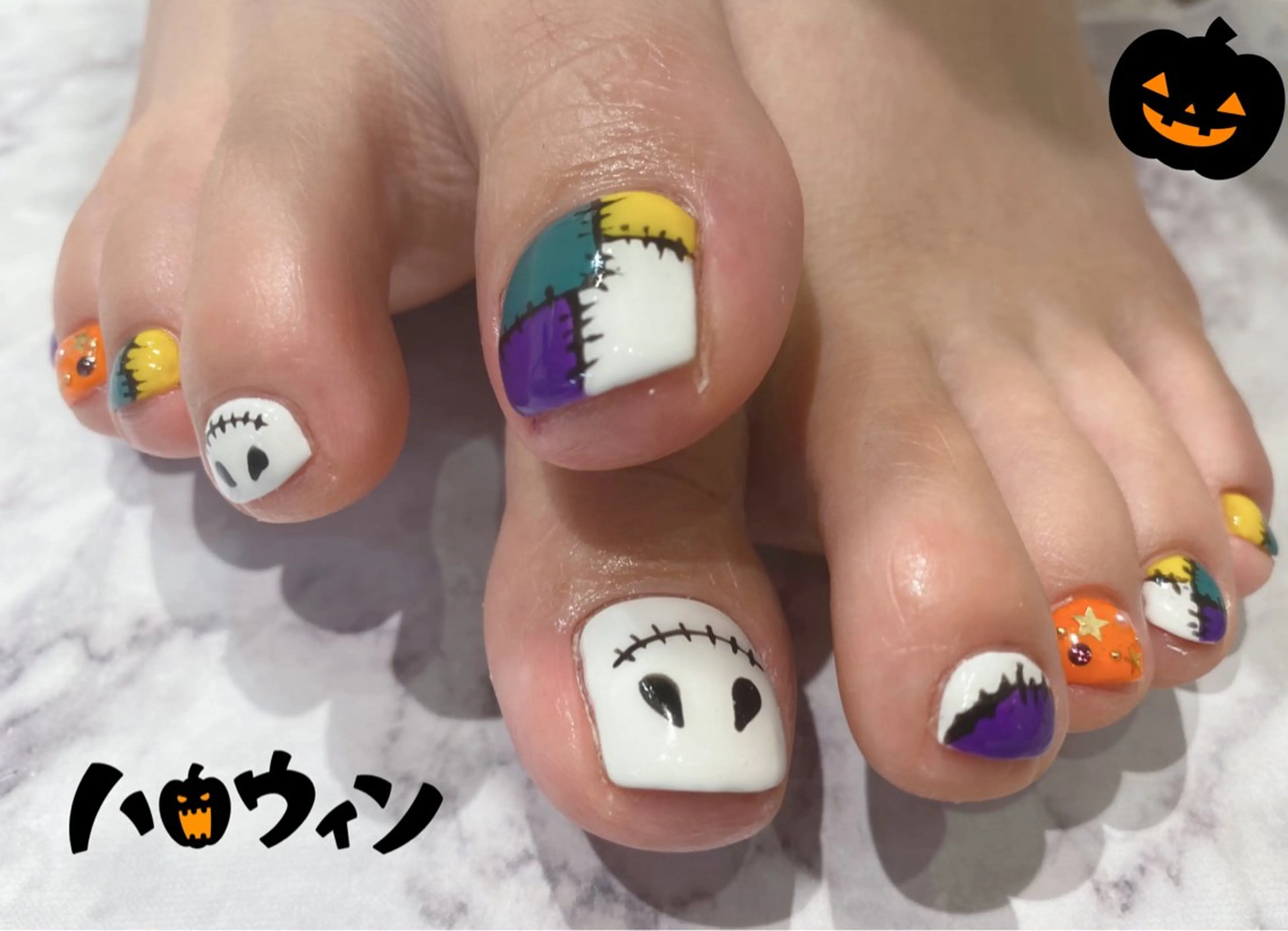 ネイル ハロウィン フットネイル ネイルサロン nail_upのネイルデザイン