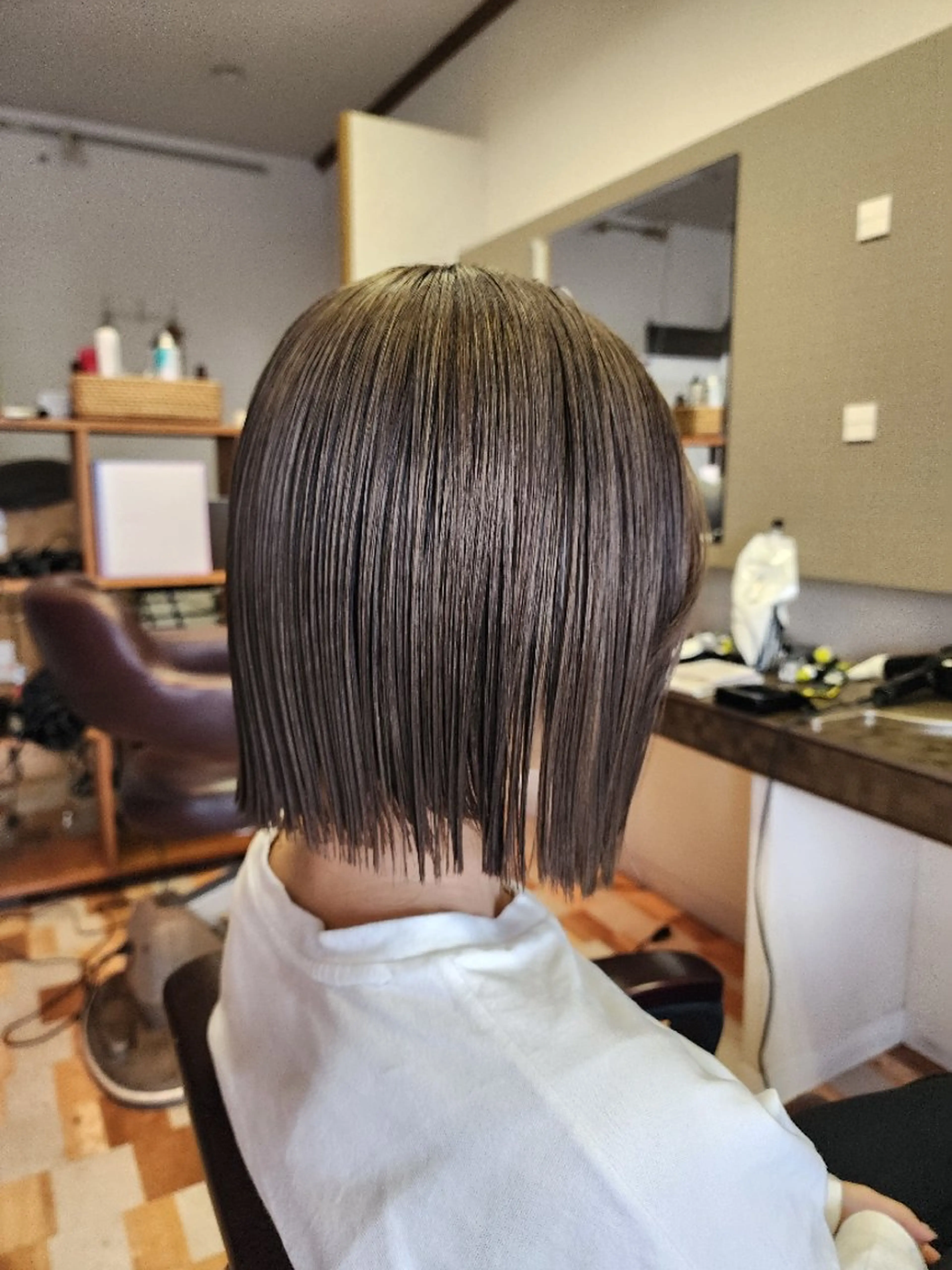 ショート ボブ 外ハネヘア 柏 康孝のヘアスタイル