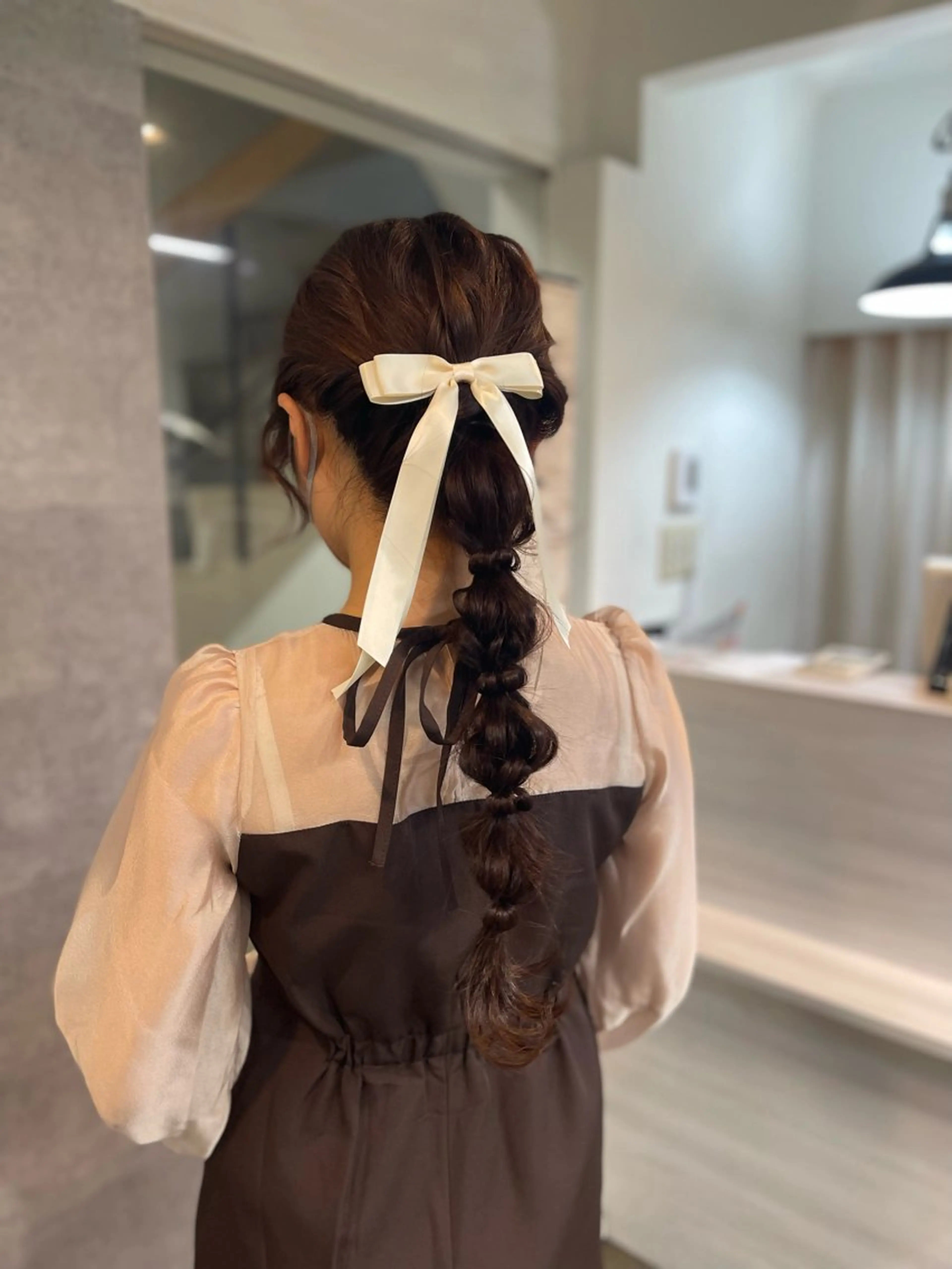 セミロング ヘアアレンジ 愛　莉/大阪美容室 /ケア・艶カラーのヘアスタイル
