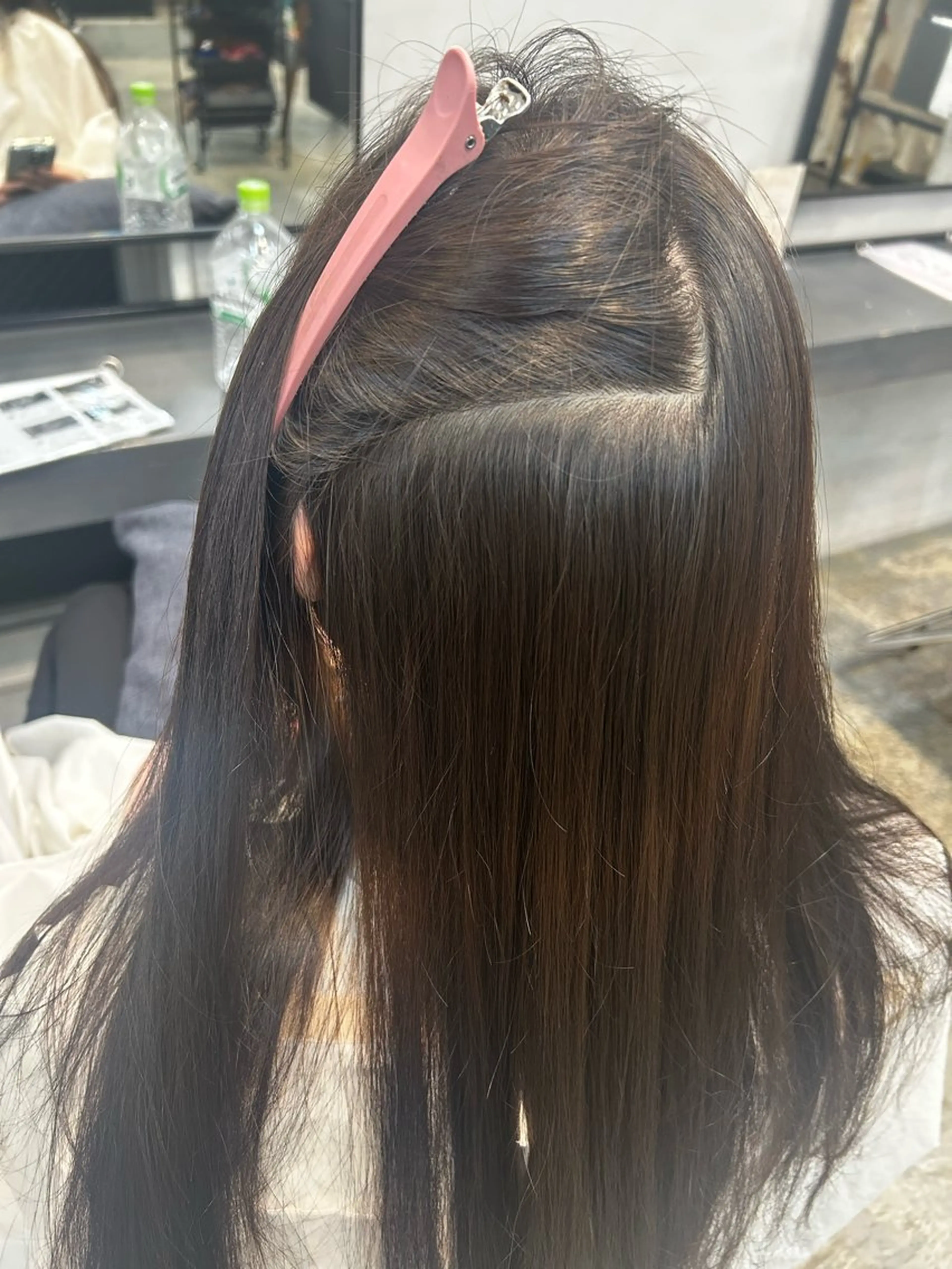 セミロング 小森田　果怜 カラー、縮毛矯正のヘアスタイル