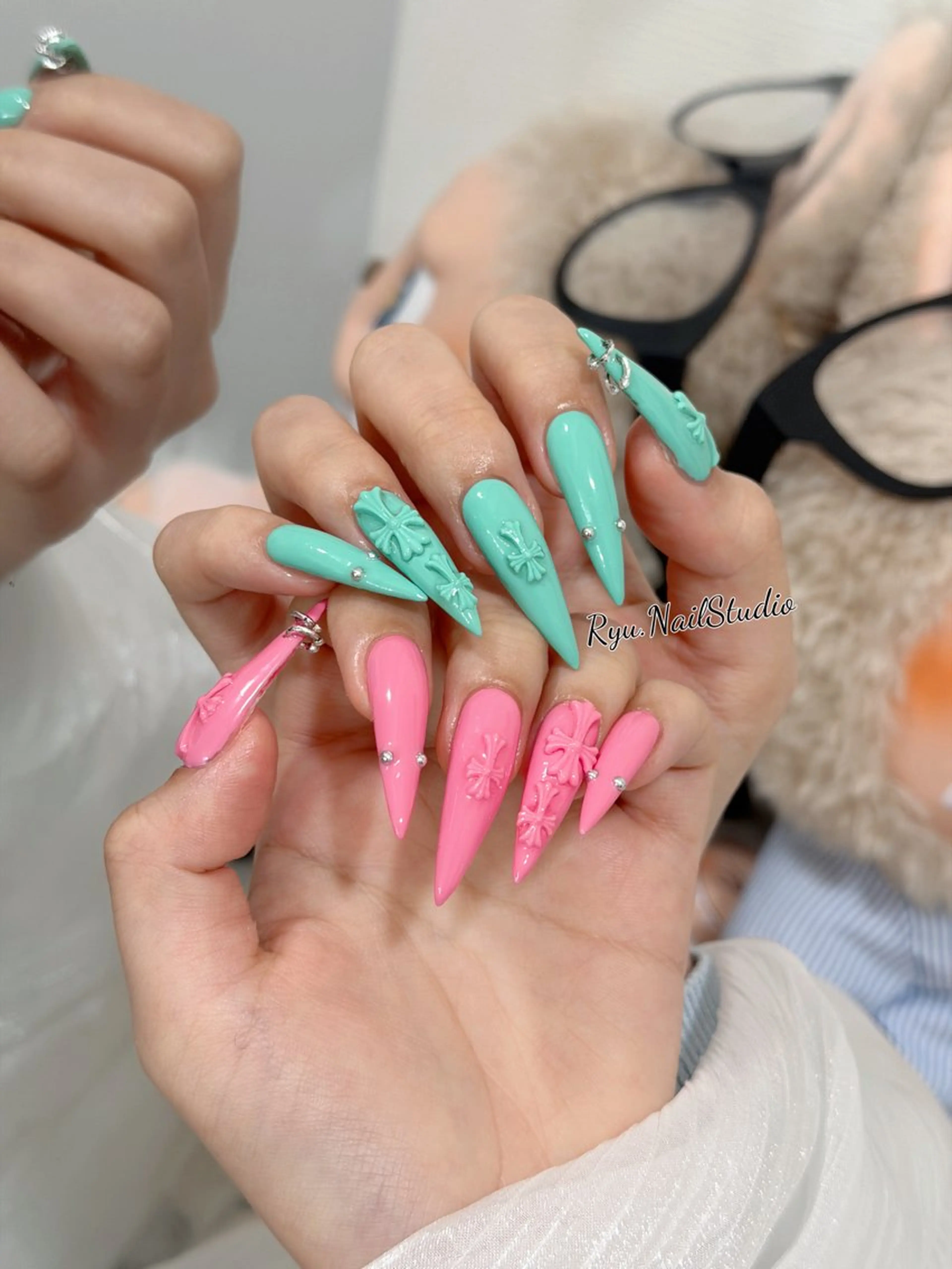 ネイル アートネイル ジェルネイル グラデーション マグネットネイル ニュアンスネイル ハンドネイル Ryu nail studioのネイルデザイン