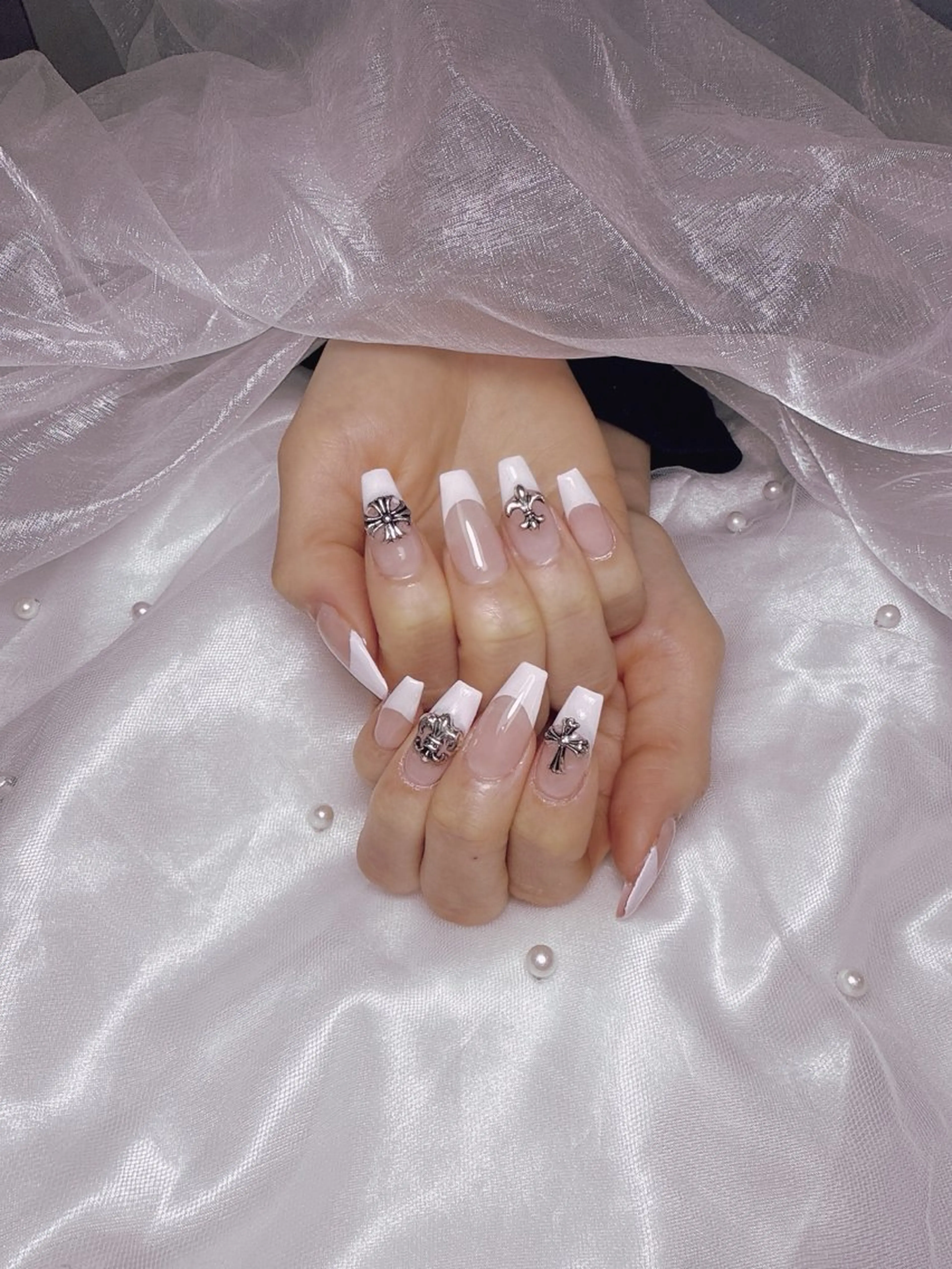 ネイル 【emu道頓堀】 HONOKAのネイルデザイン