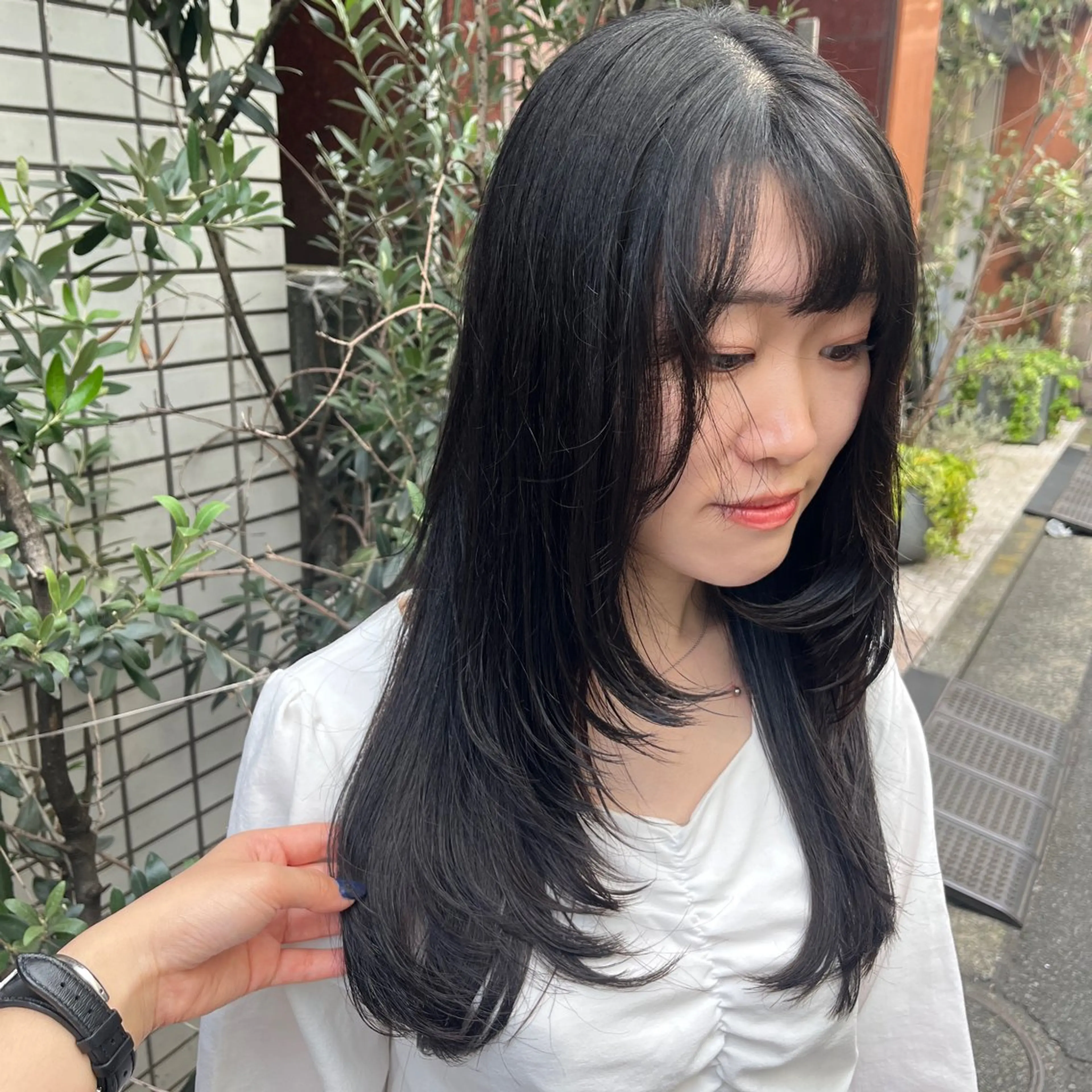 ロング 顔周りカット レイヤーカット カット Nagi /ヘアメ /艶カラー/メンズのヘアスタイル