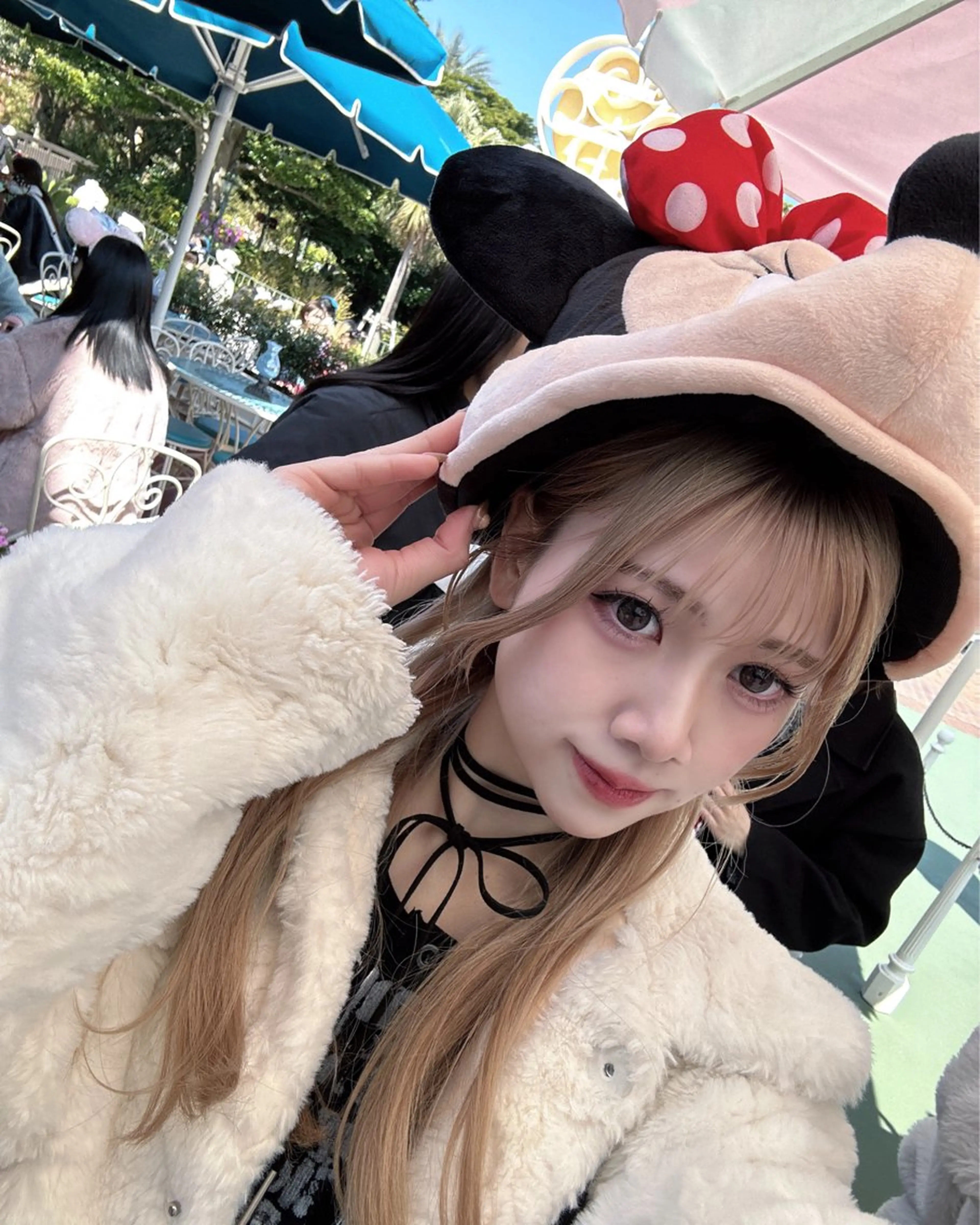 カラー ヘアアレンジ ハイトーンカラー ParveMix🎀 稲垣 詞葉のヘアスタイル