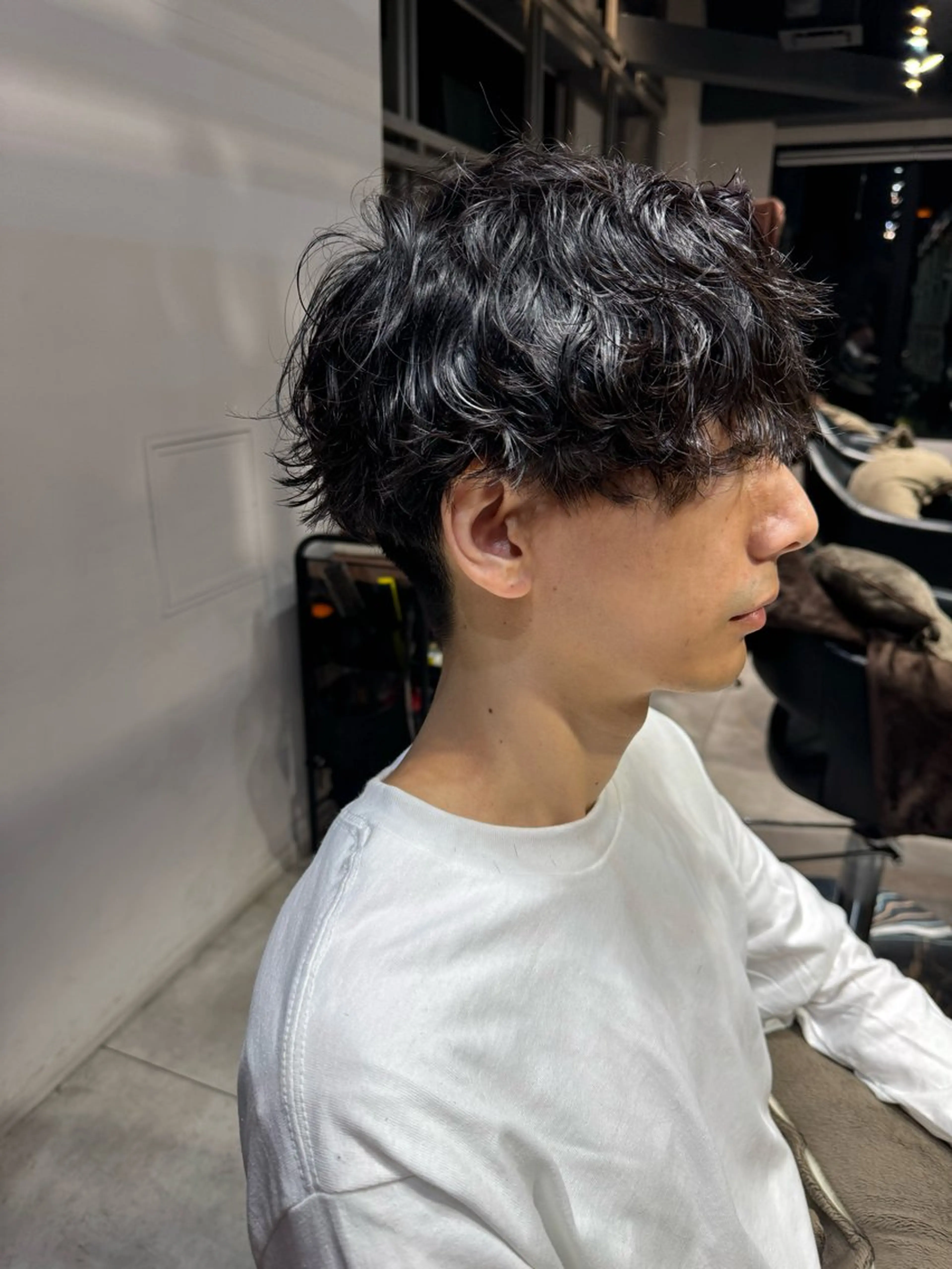 パーマ メンズ メンズパーマ 波巻きパーマ カット パーマ トリートメント 似合う髪型が 分からない方へのヘアスタイル