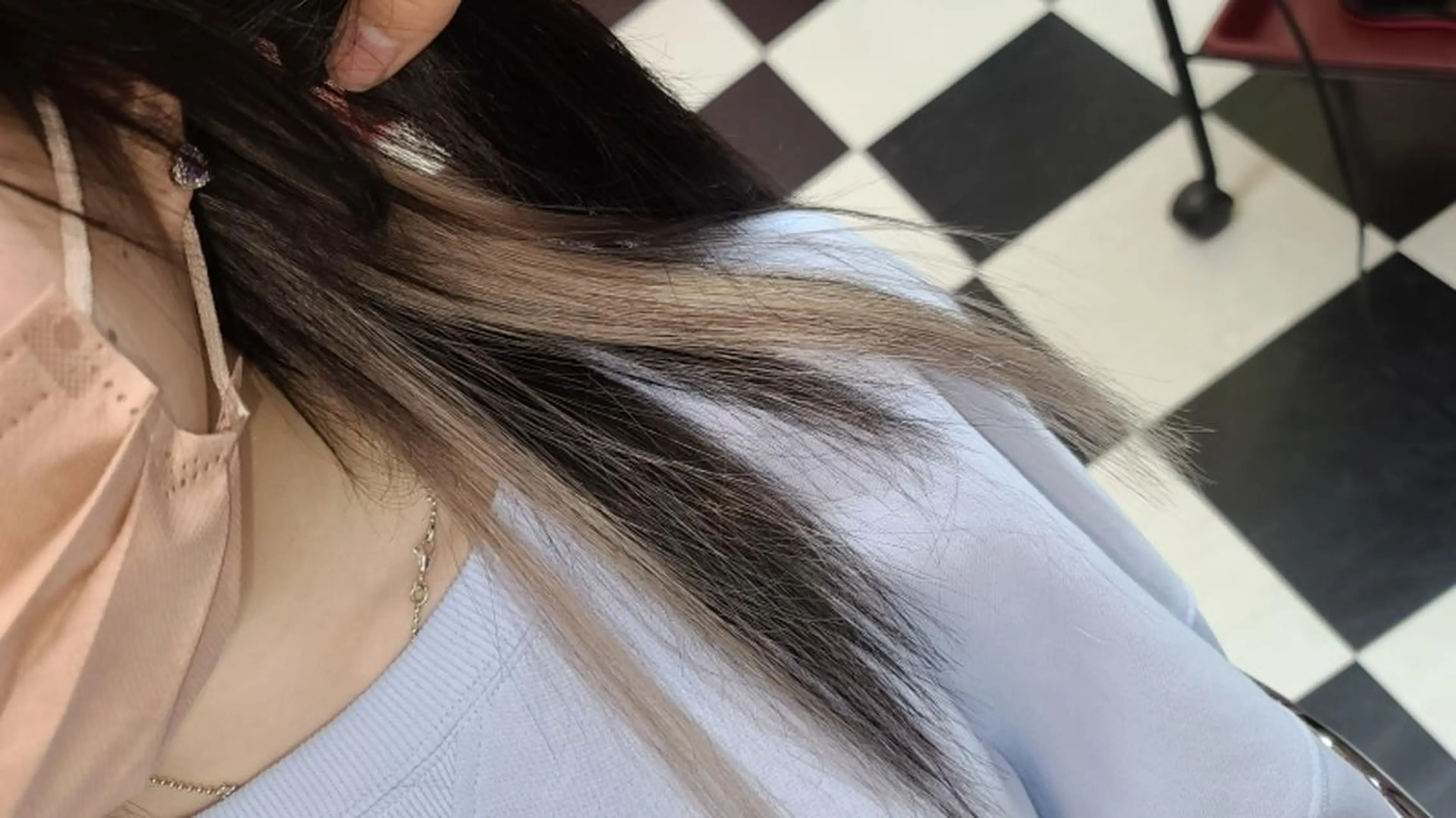 セミロング カラー ブリーチ インナーカラー エクステ ビッグバンブー所属・✨ﾏﾂｴｸ✨美眉✨ ﾐﾔﾉの眉毛・アイブロウイメージ