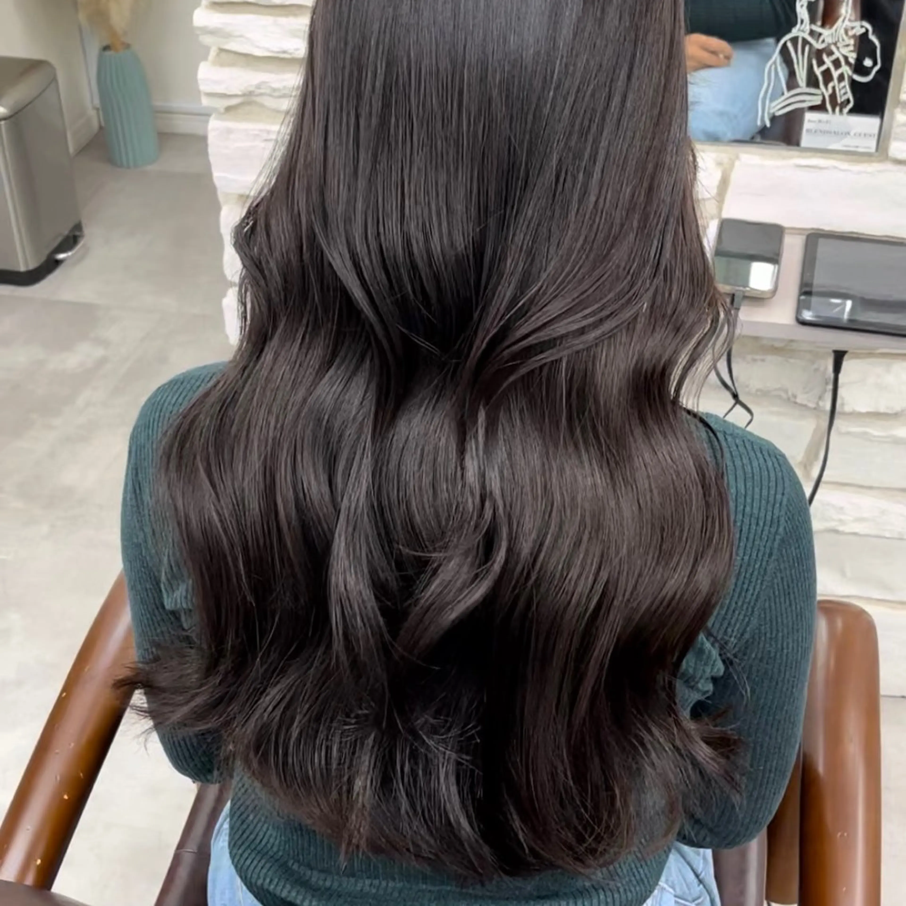 ロング カラー グレージュ カット ヘアカラー トリートメント 巻ける髪質改善で美髪 にデザイン✨/よしみのヘアスタイル