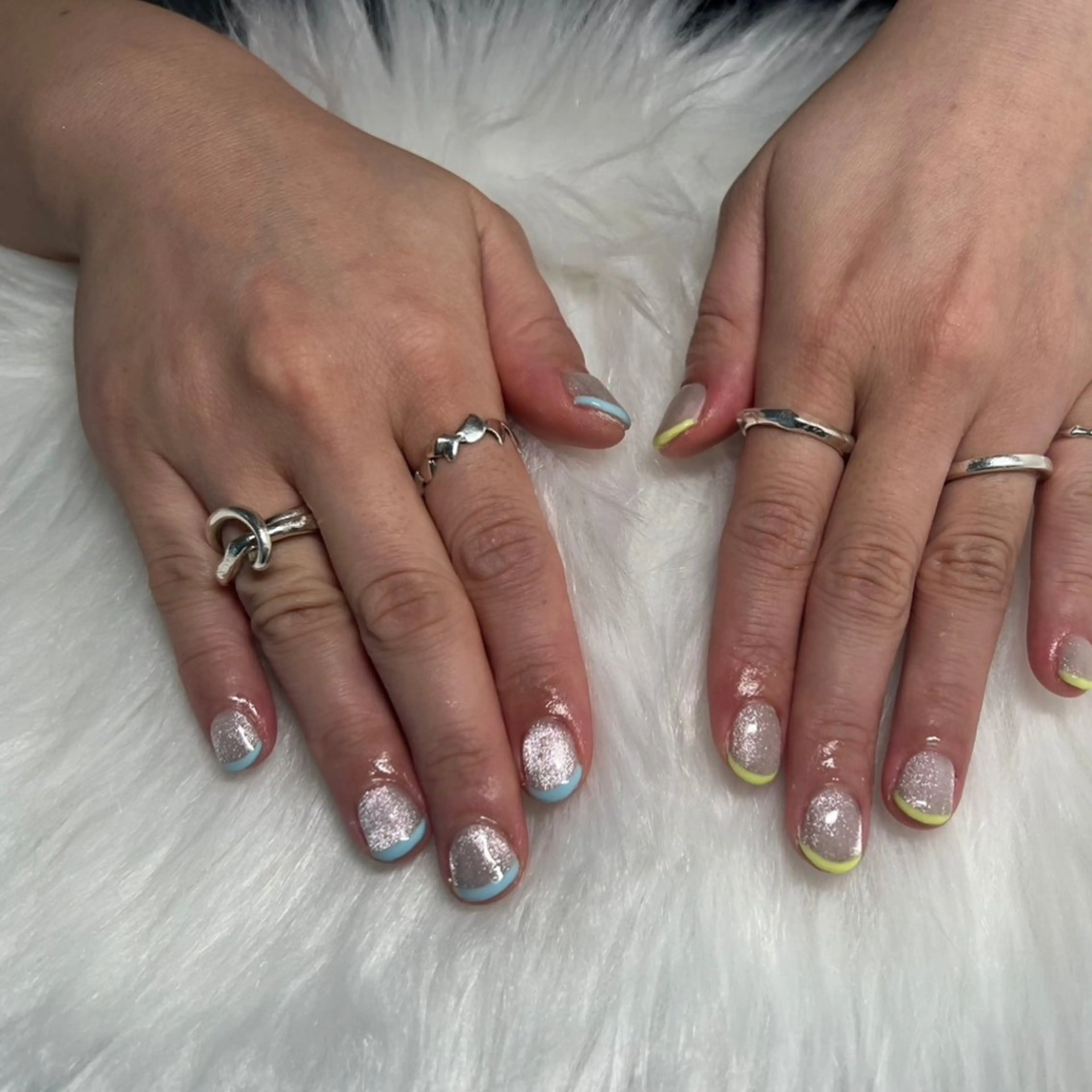 ネイル フレンチネイル マグネットネイル シルバー ハンドネイル Nail Salon Lindaのネイルデザイン