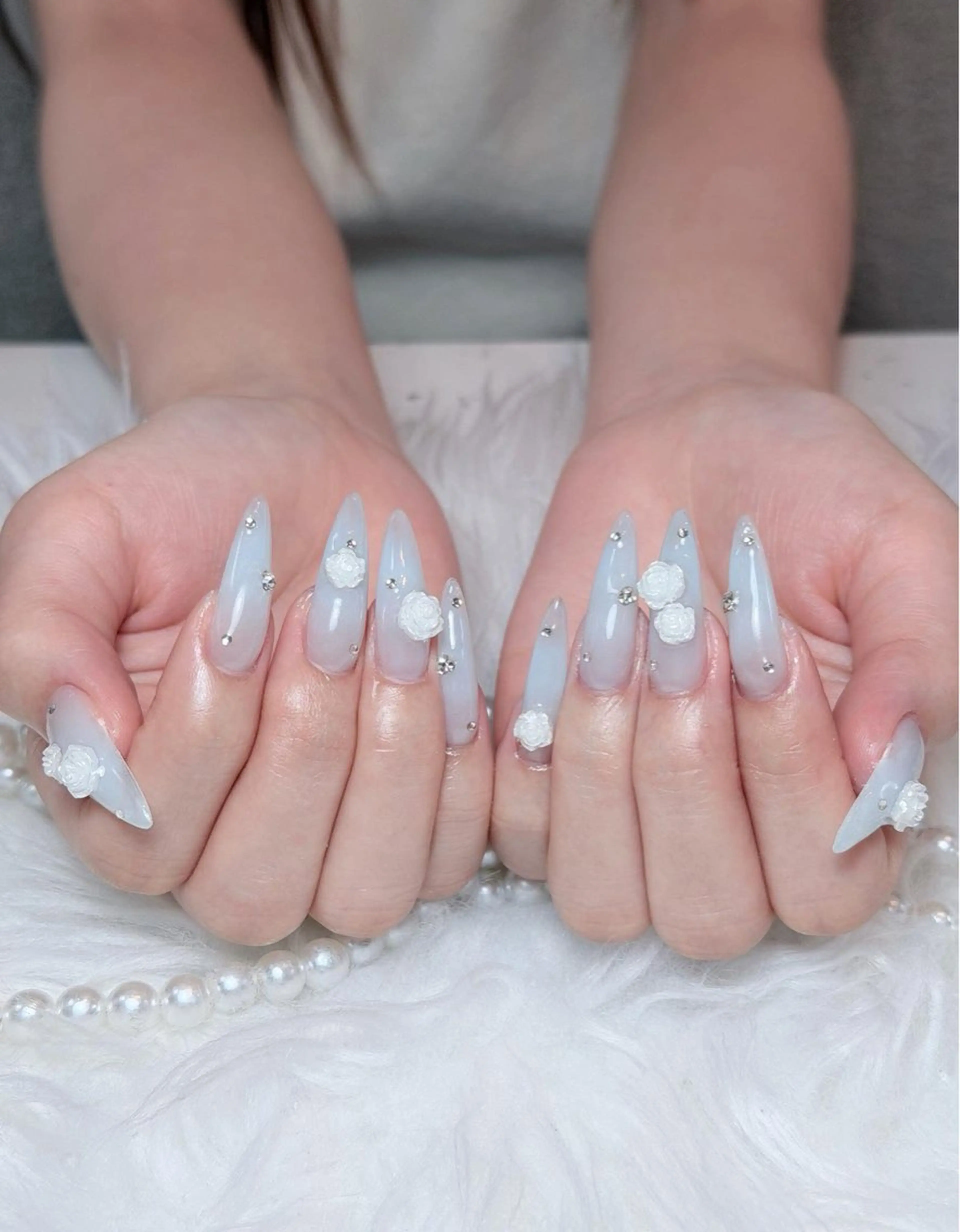 ネイル チークネイル ドット フレンチネイル グラデーション ハート ハンドネイル Julli NailStudioのネイルデザイン