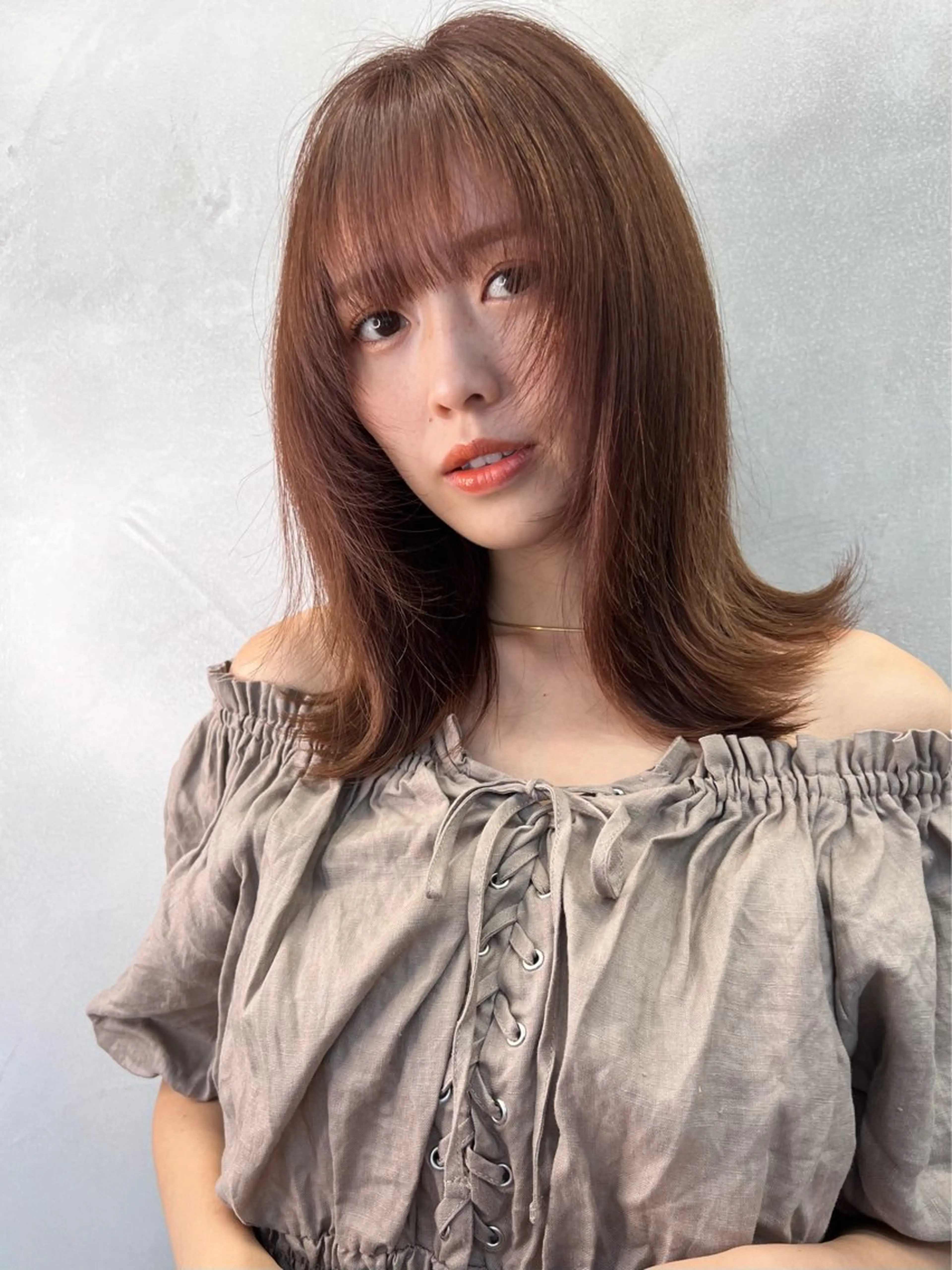 セミロング カラー ヘアアレンジ 顔まわりレイヤー 顔周りカット レイヤーカット 🔶似合わせセンター パート/ヤス🔶のヘアスタイル