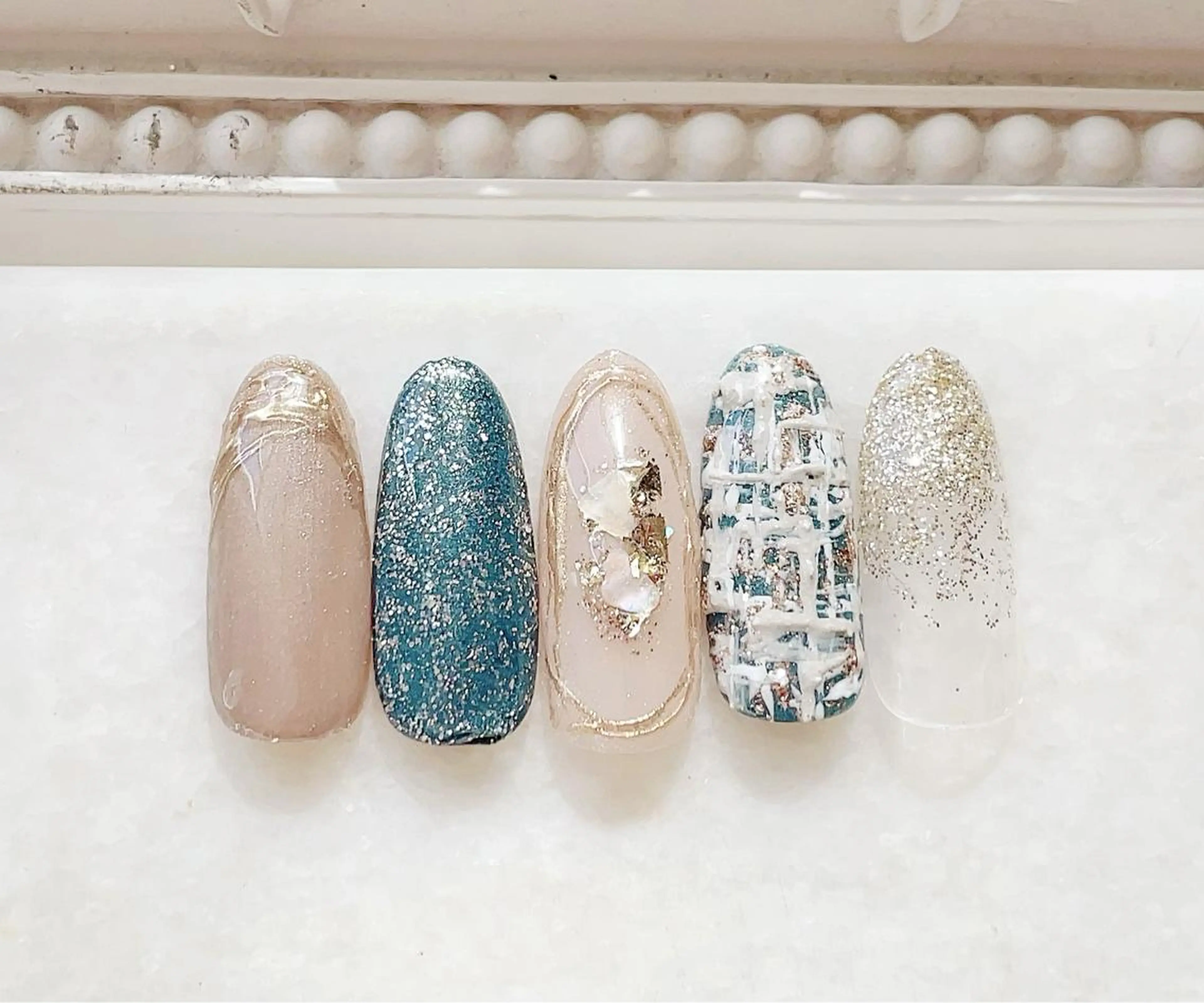 ネイル ジェルネイル キラキラネイル ミラーネイル パラジェル ツイードネイル ハンドネイル Satomi  のネイルデザイン