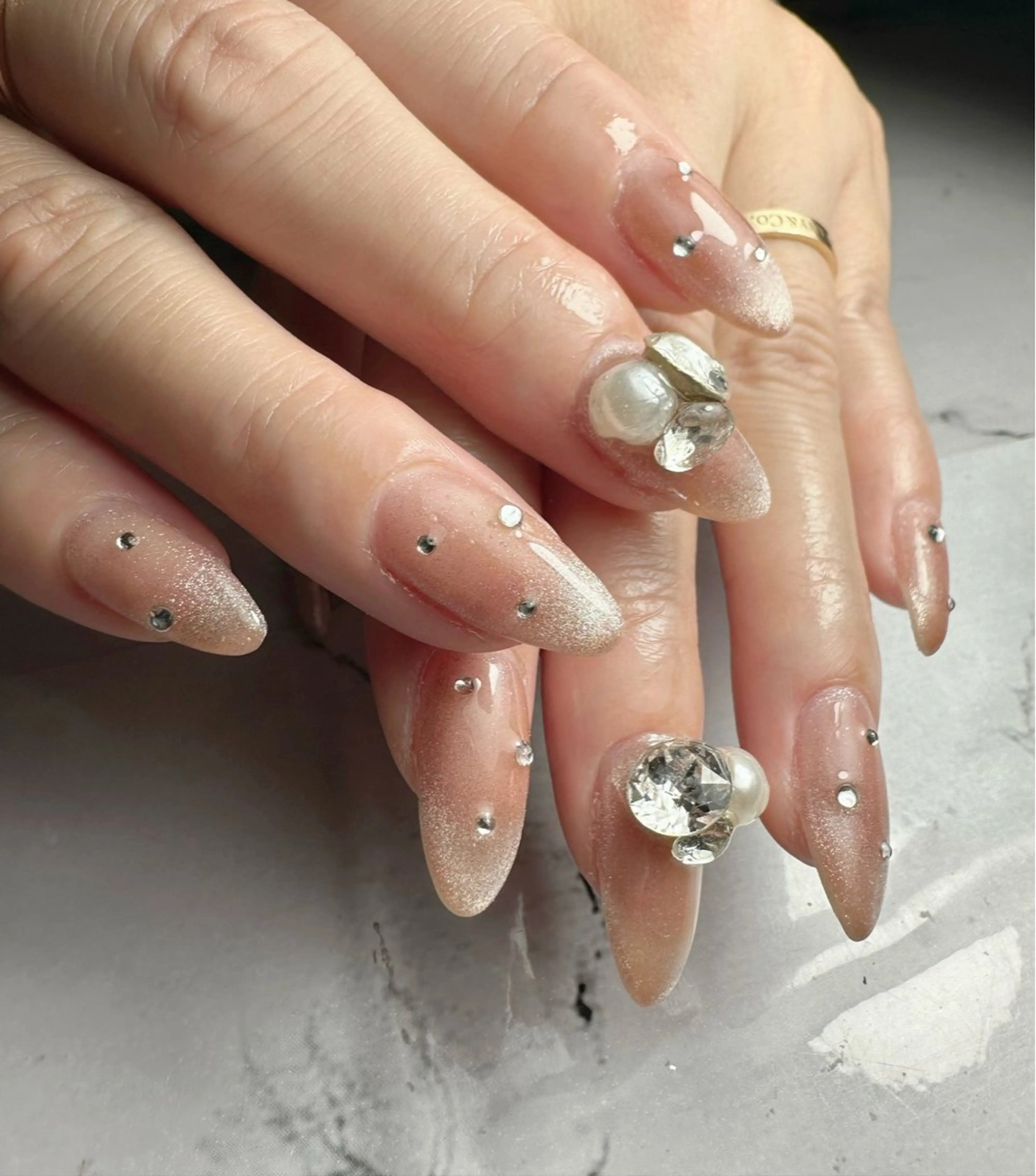 ネイル 新山 聖のネイルデザイン