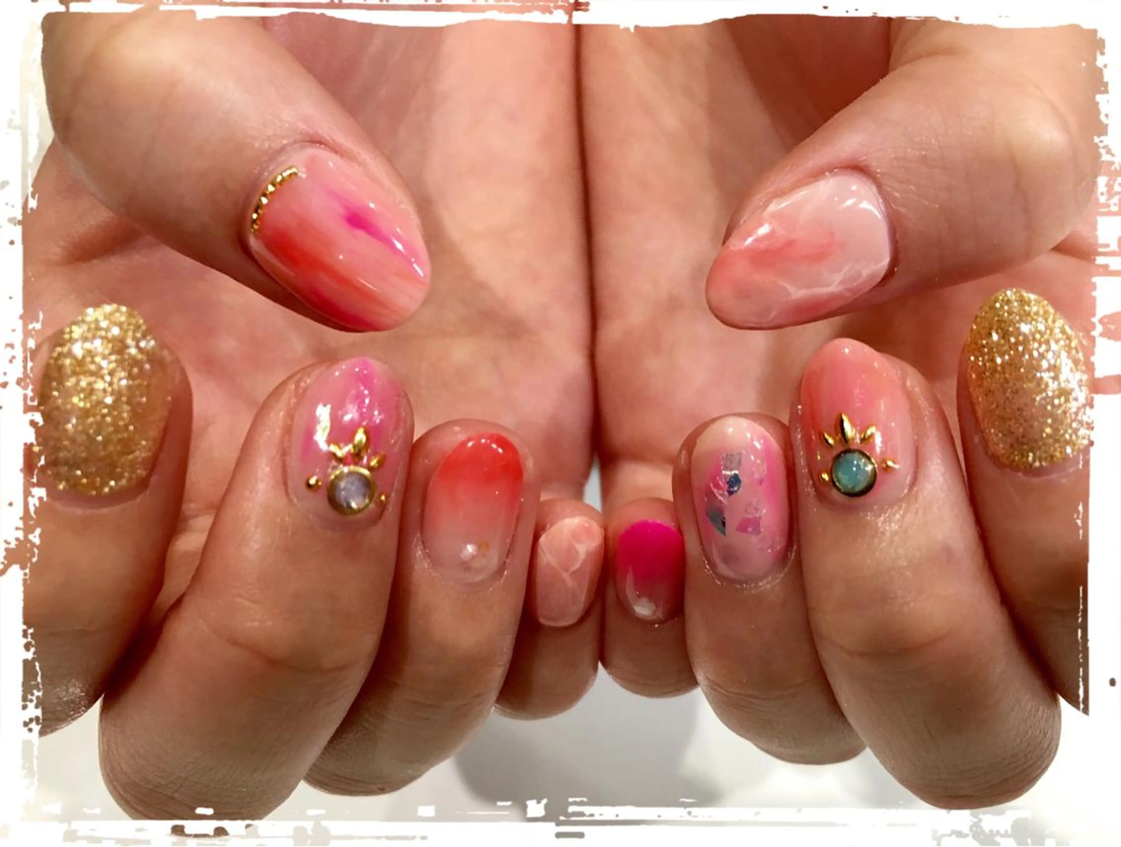 ネイル ニュアンスネイル オレンジ ピンク 佐藤 まりえのネイルデザイン