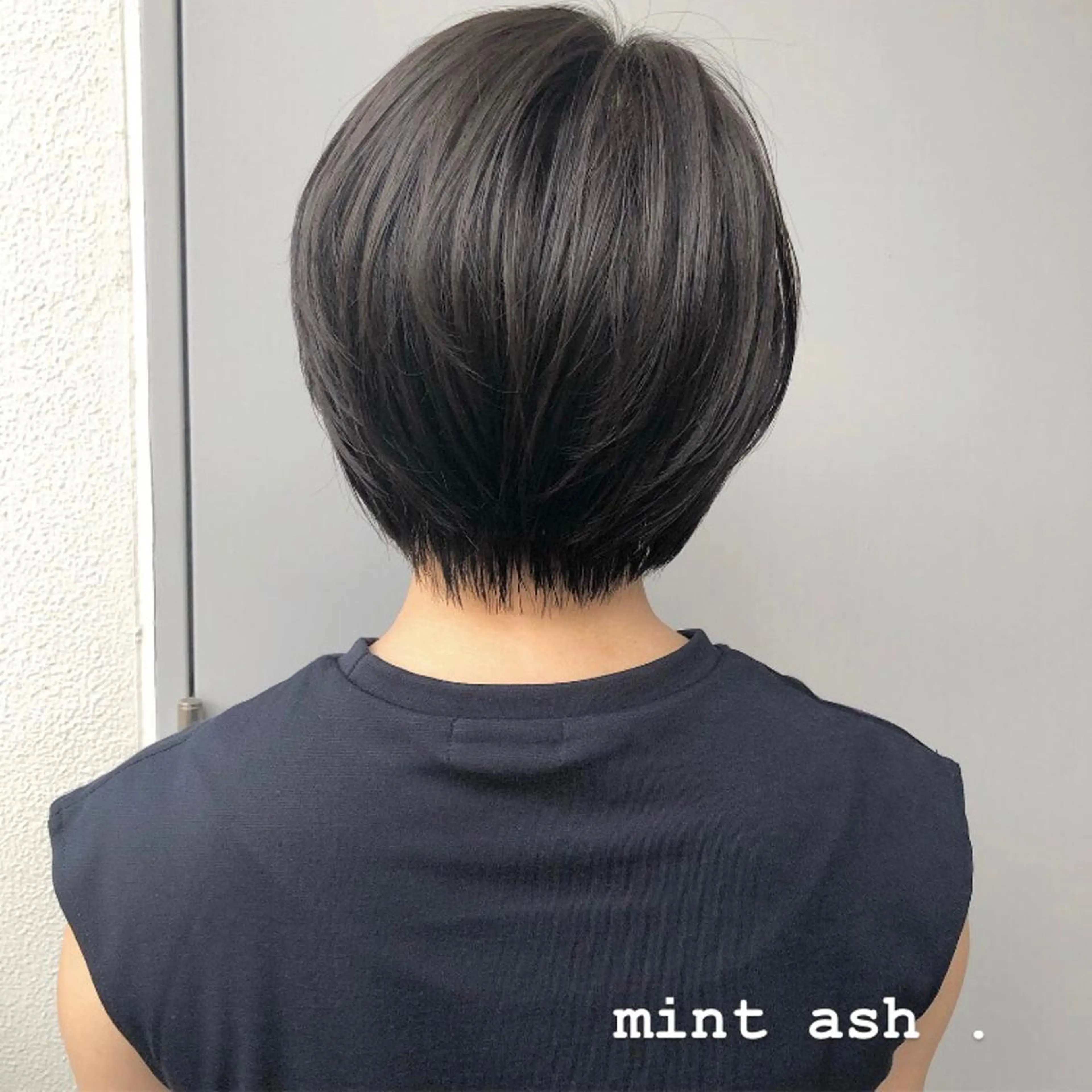 ショート カラー ヘアアレンジ アッシュ ミント トレンド眉🌈✨ arisaの眉毛・アイブロウイメージ