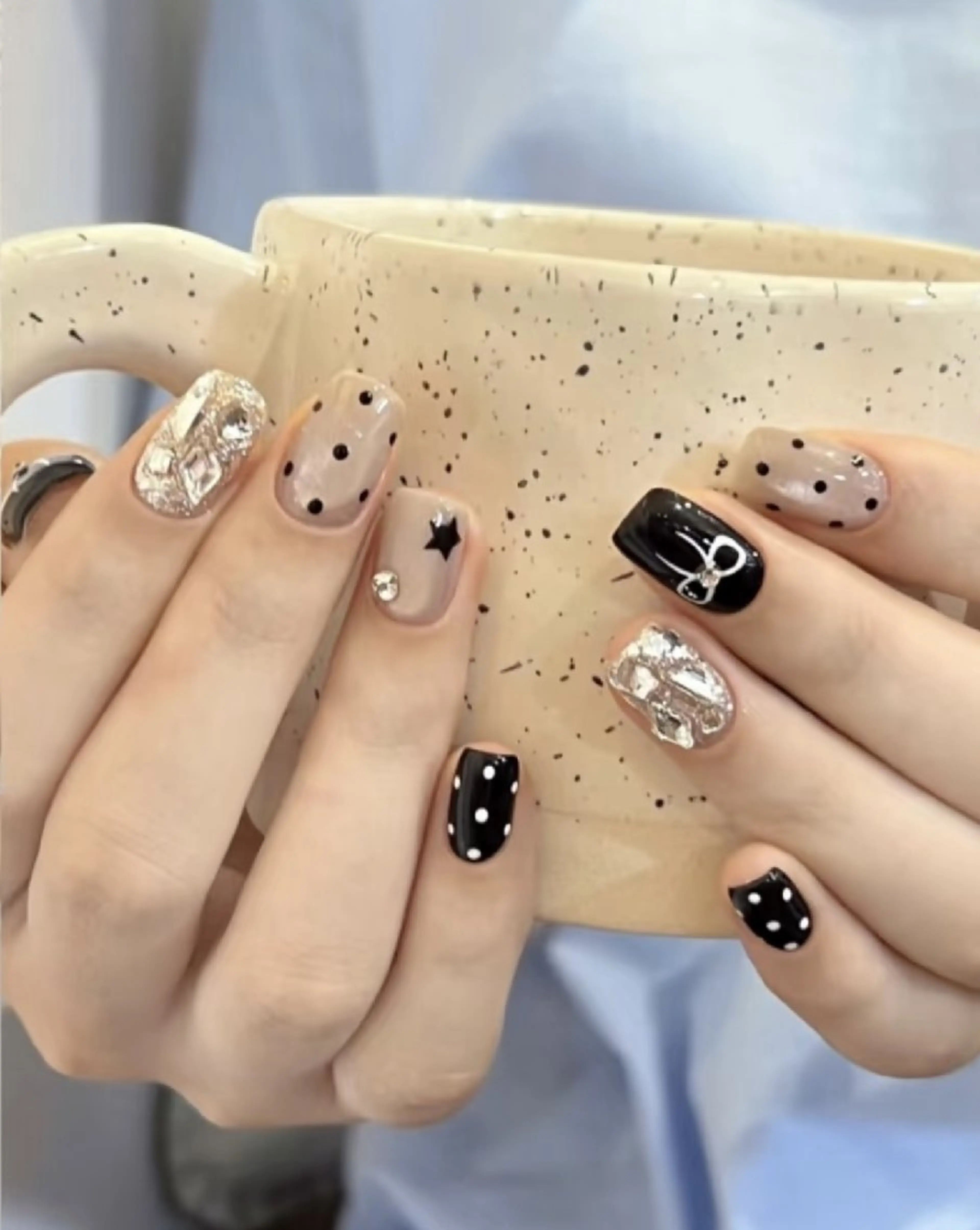 ネイル パラジェル＆フィルイン取り扱いサロンSol Nail所属・Sol Nail ミネのネイルデザイン