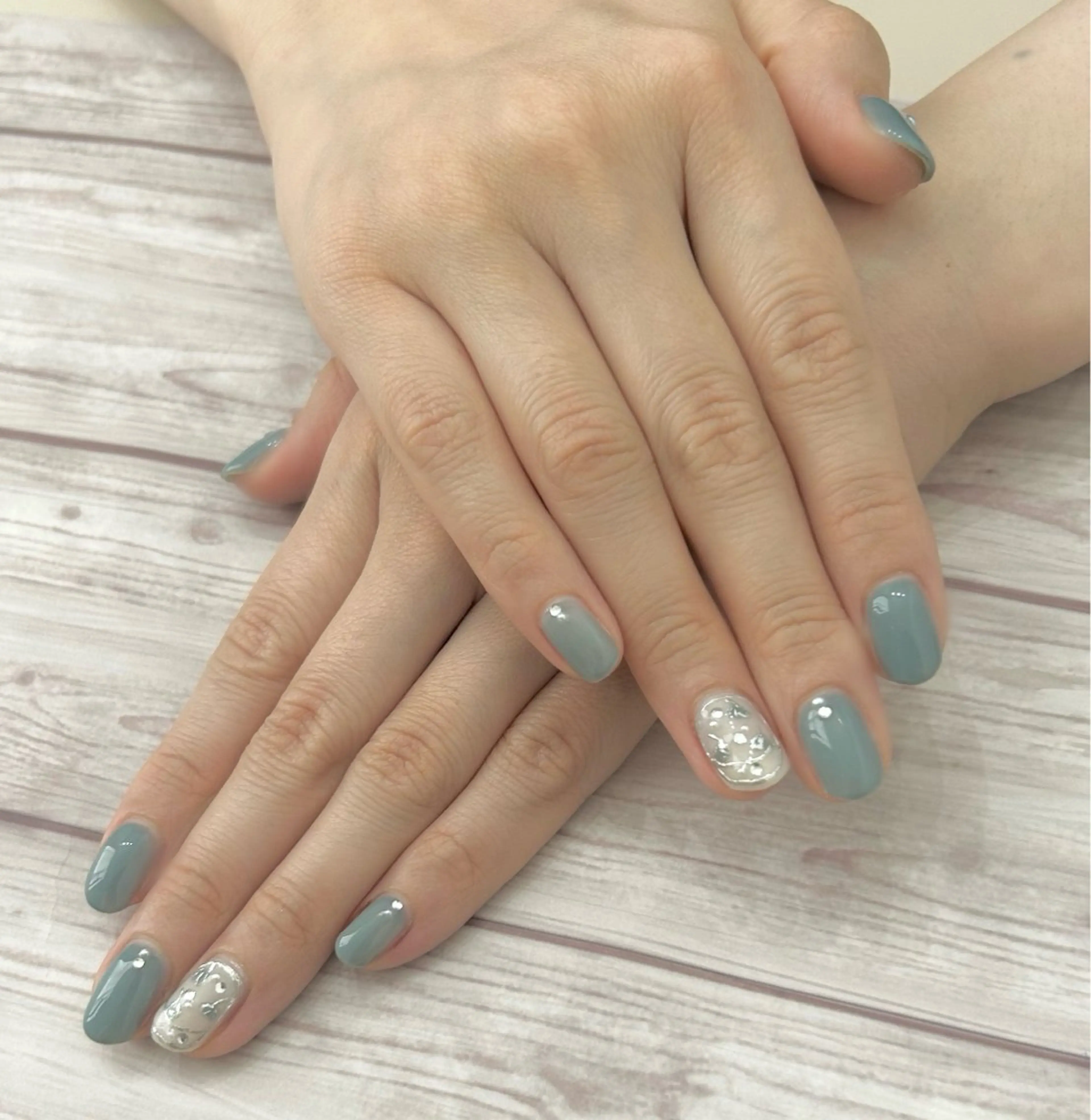 ネイル フラワーネイル MYu Beauty Salon YURIのネイルデザイン