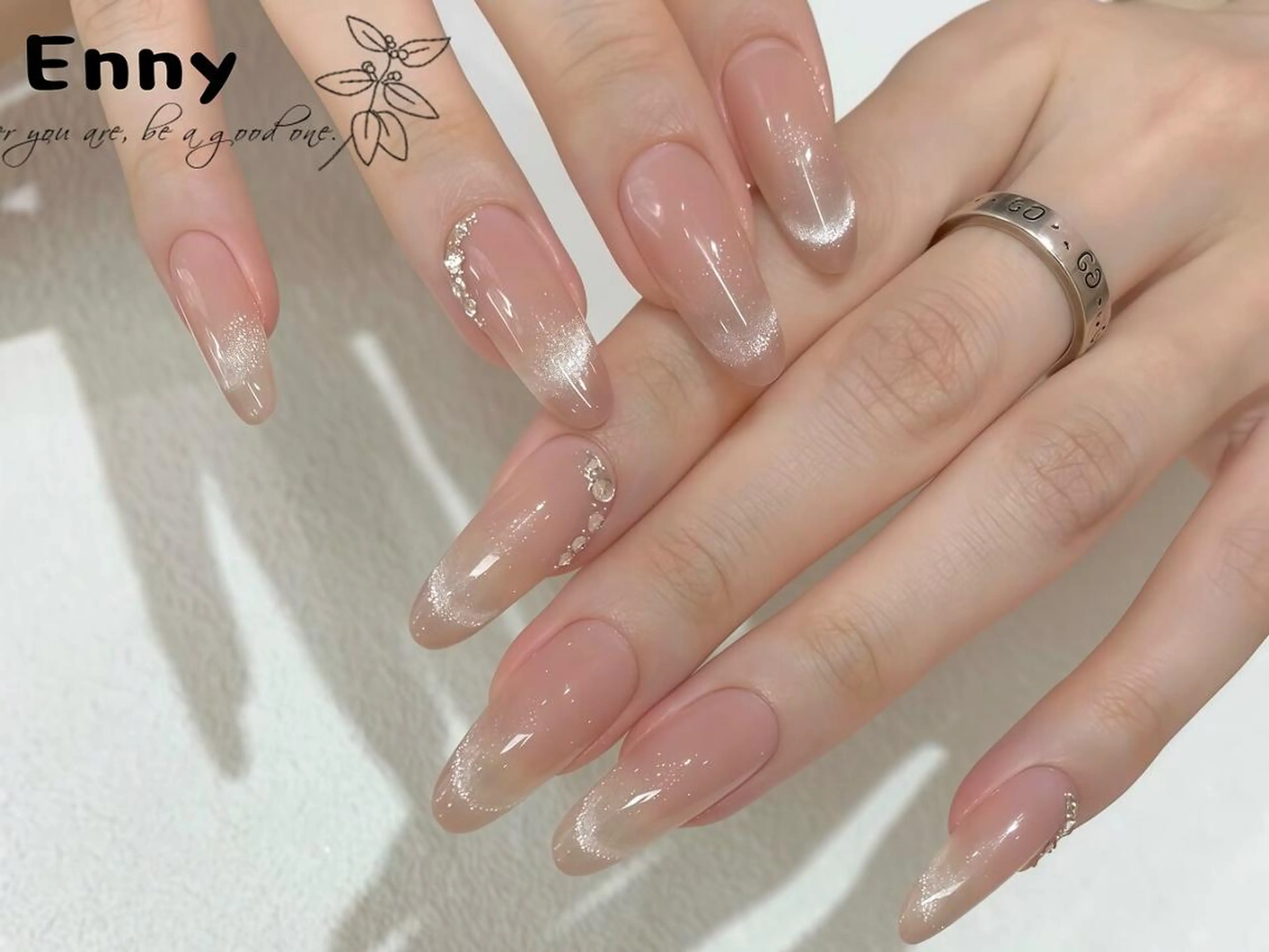 【２級持ち研修ネイリスト】絶大な人気を誇るワンホンネイル】★チークマグネットフレンチ 4600円の写真