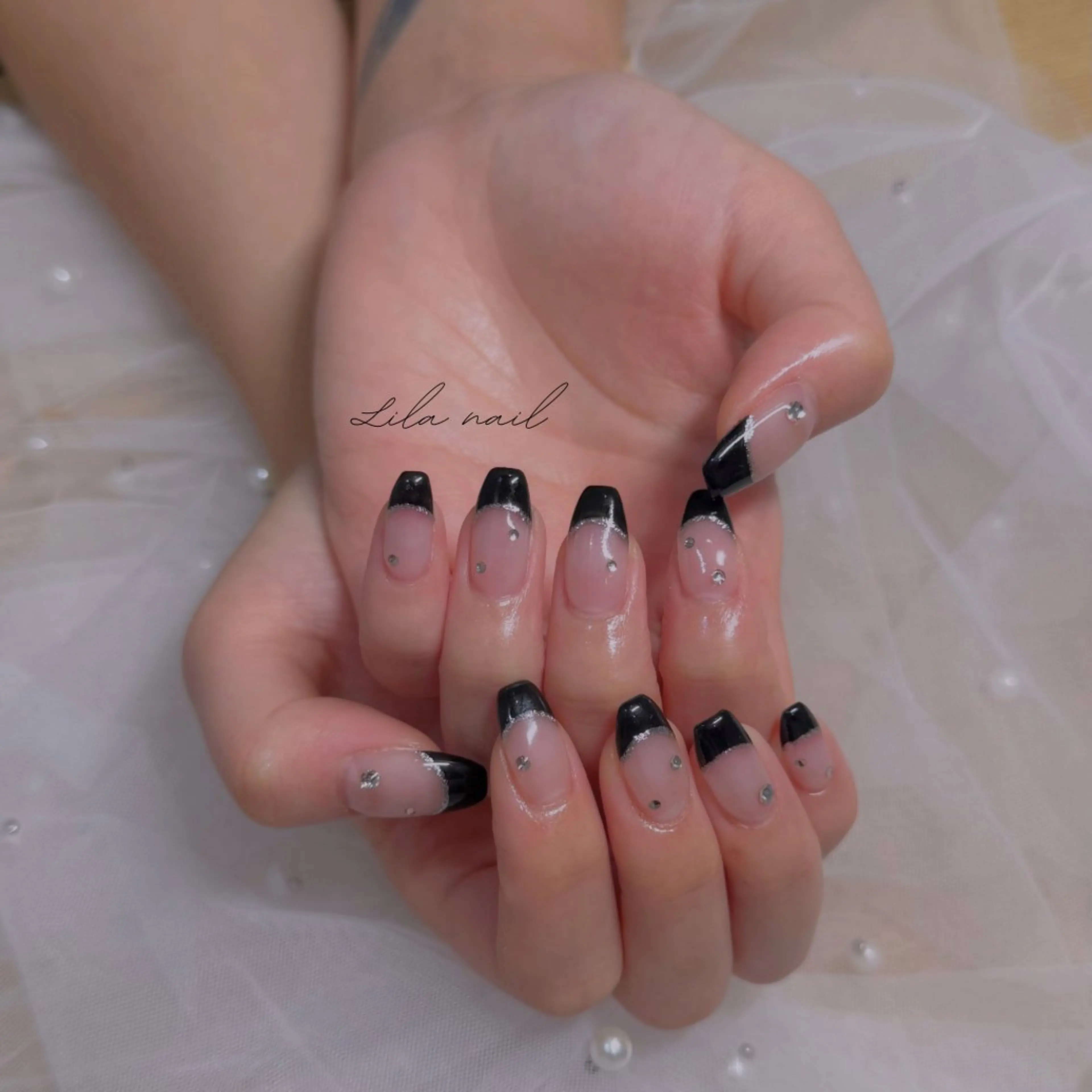 ネイル フレンチネイル ストーンネイル 関口 美咲のネイルデザイン