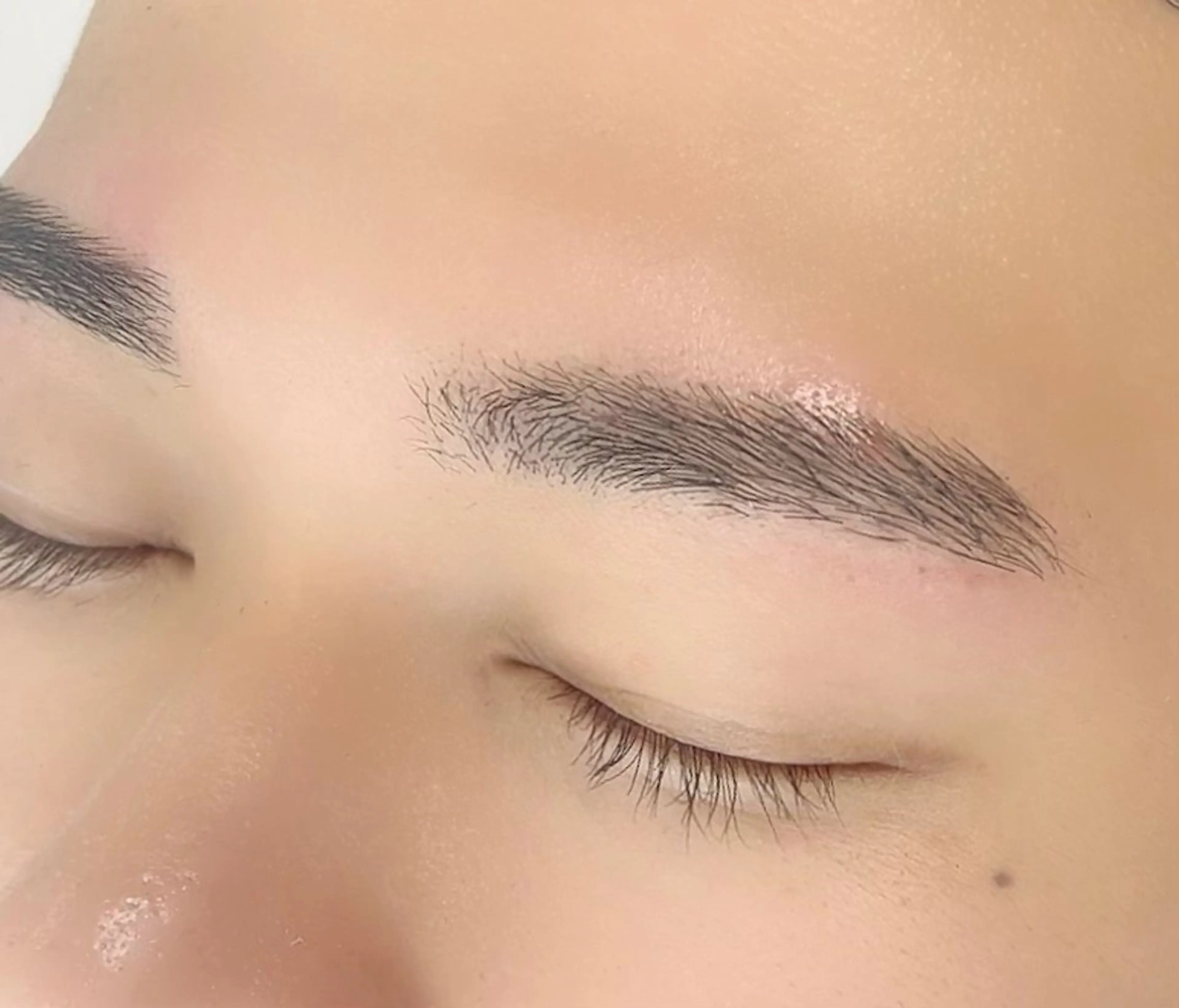 アイブロウ メンズアイブロウ アイブロウサロン Eyepreme渋谷 【眉毛専門店】所属・森山 奈保子の眉毛・アイブロウイメージ