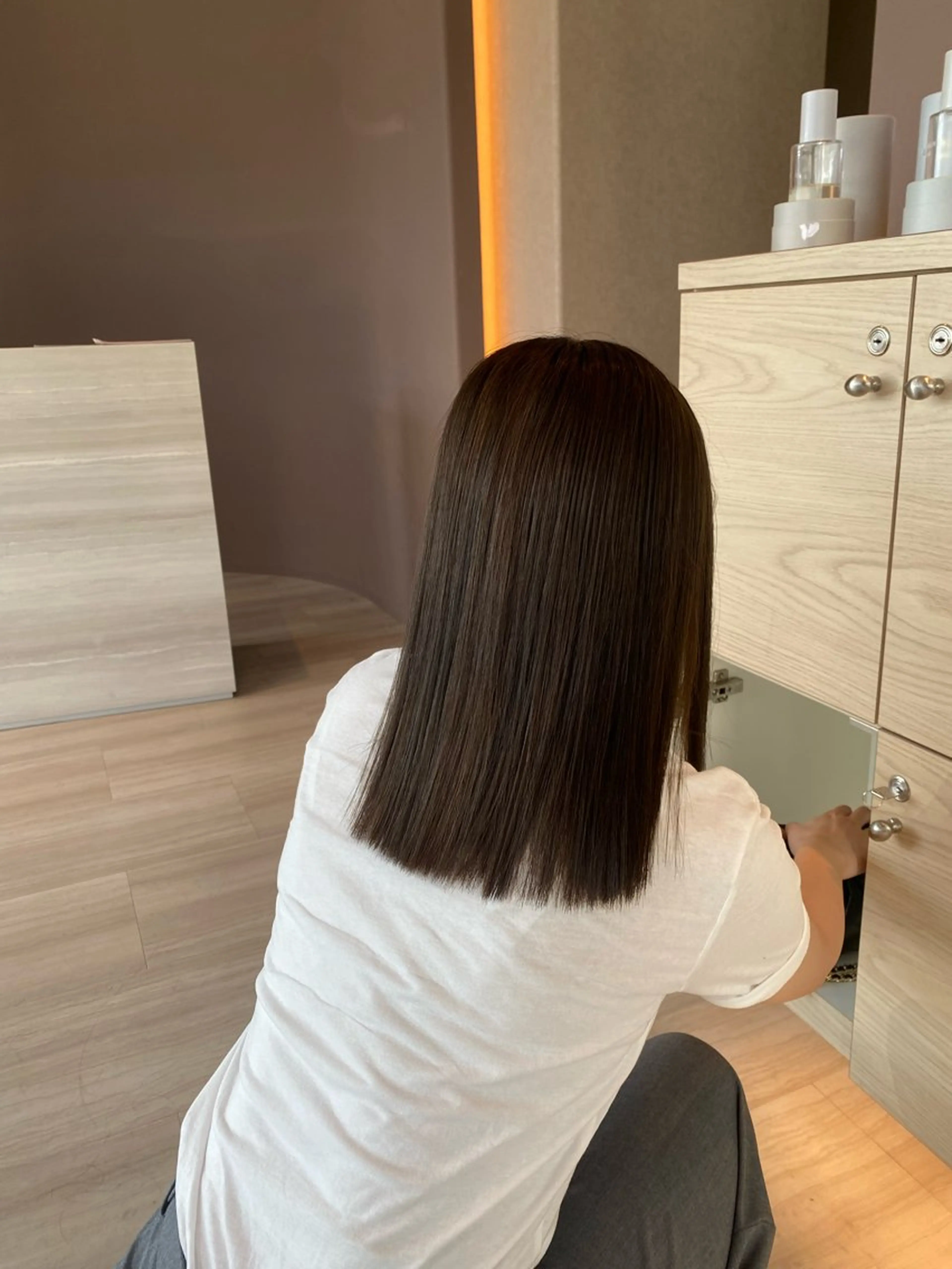 ミディアム Lien.AKI 透明感カラー🤍のヘアスタイル